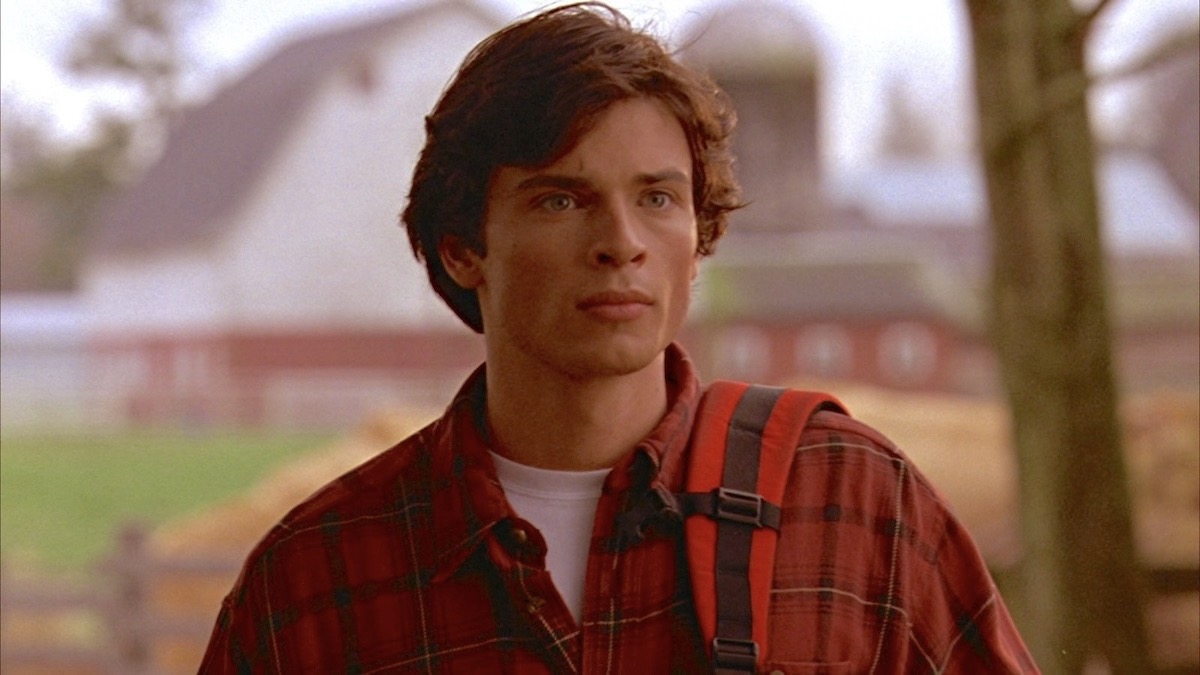 Tom Welling as Clark Kent in Smallville - shows like Wednesday