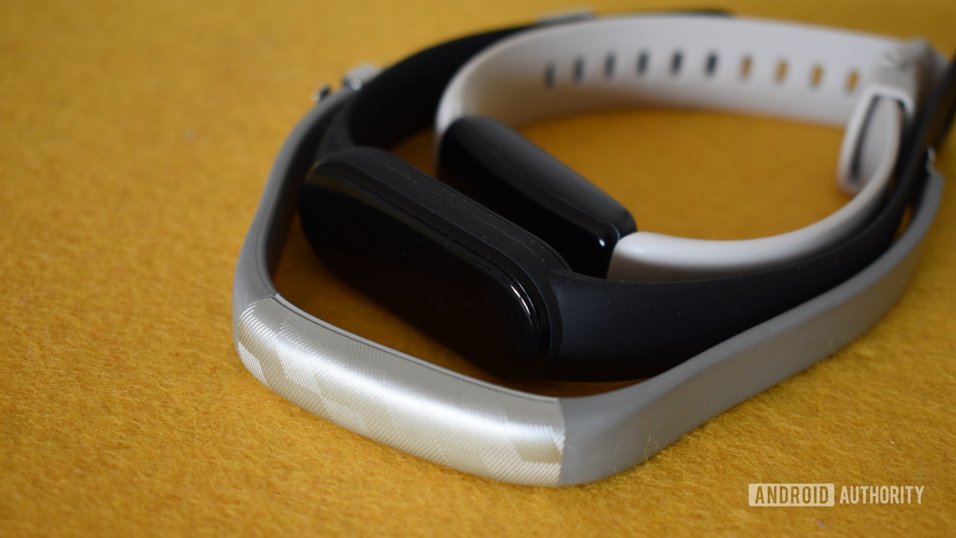 screenless fitness trackers 1