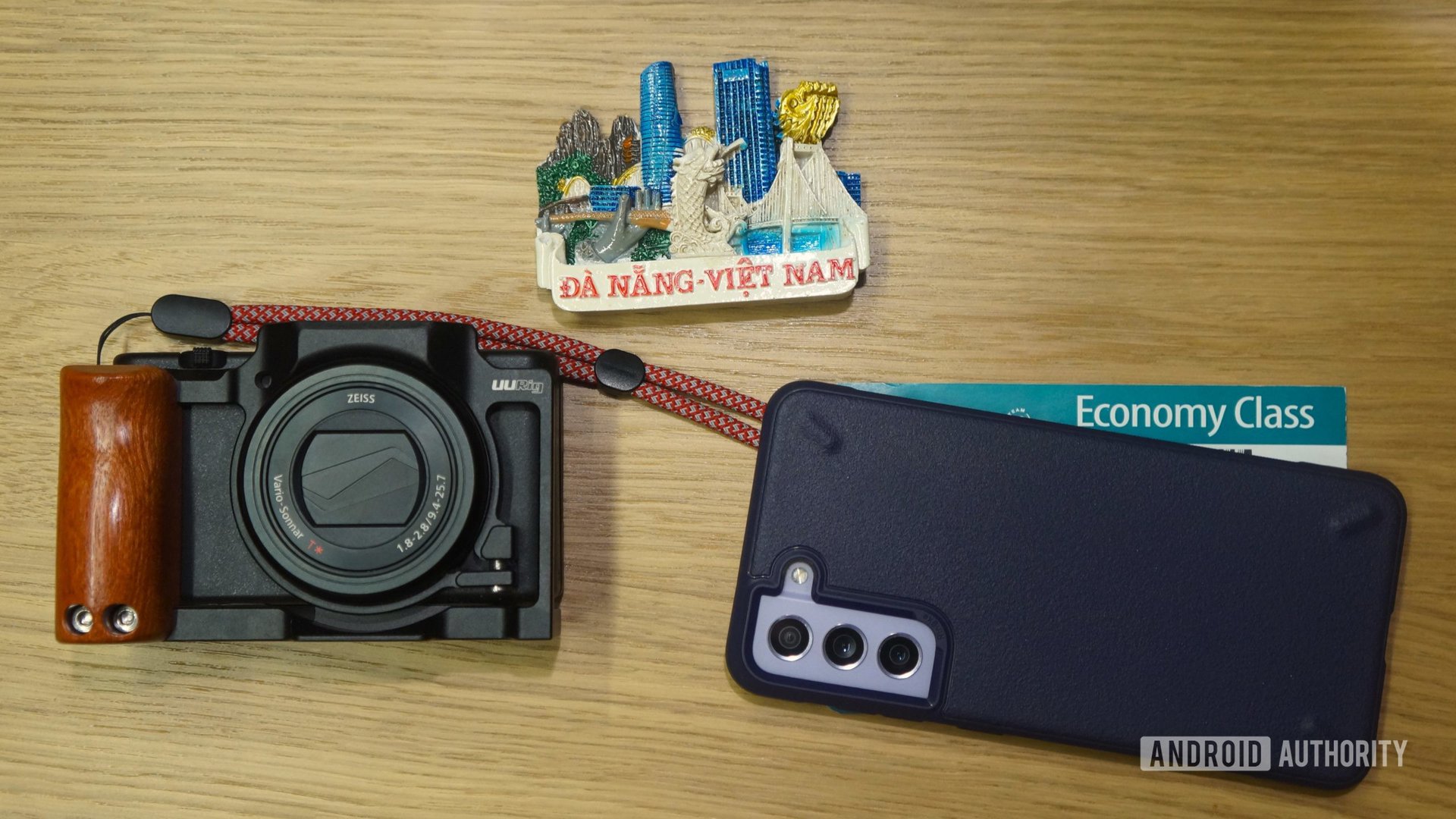 I took Sony’s best pocket camera on vacation and regretted it
