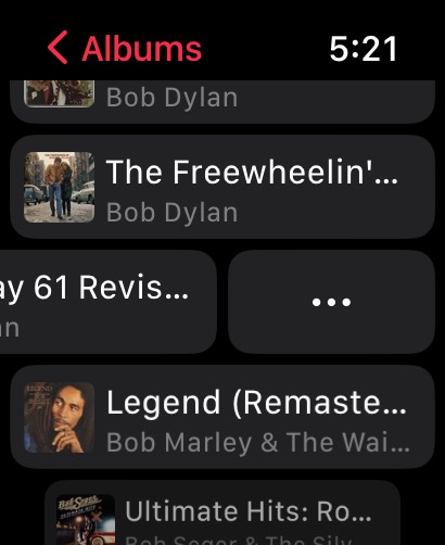 Apple Watch Screenshot Music Dots