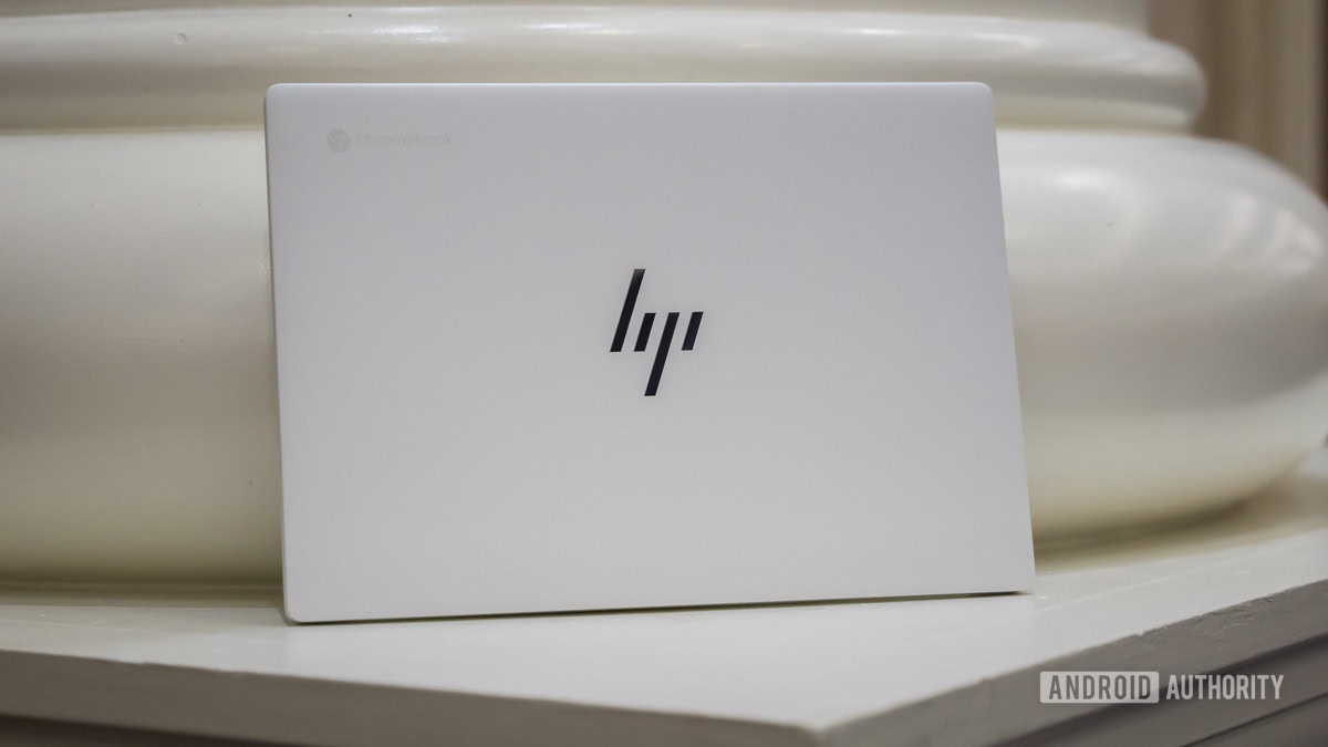 HP Dragonfly Pro Chromebook 14 در CES 2023 1