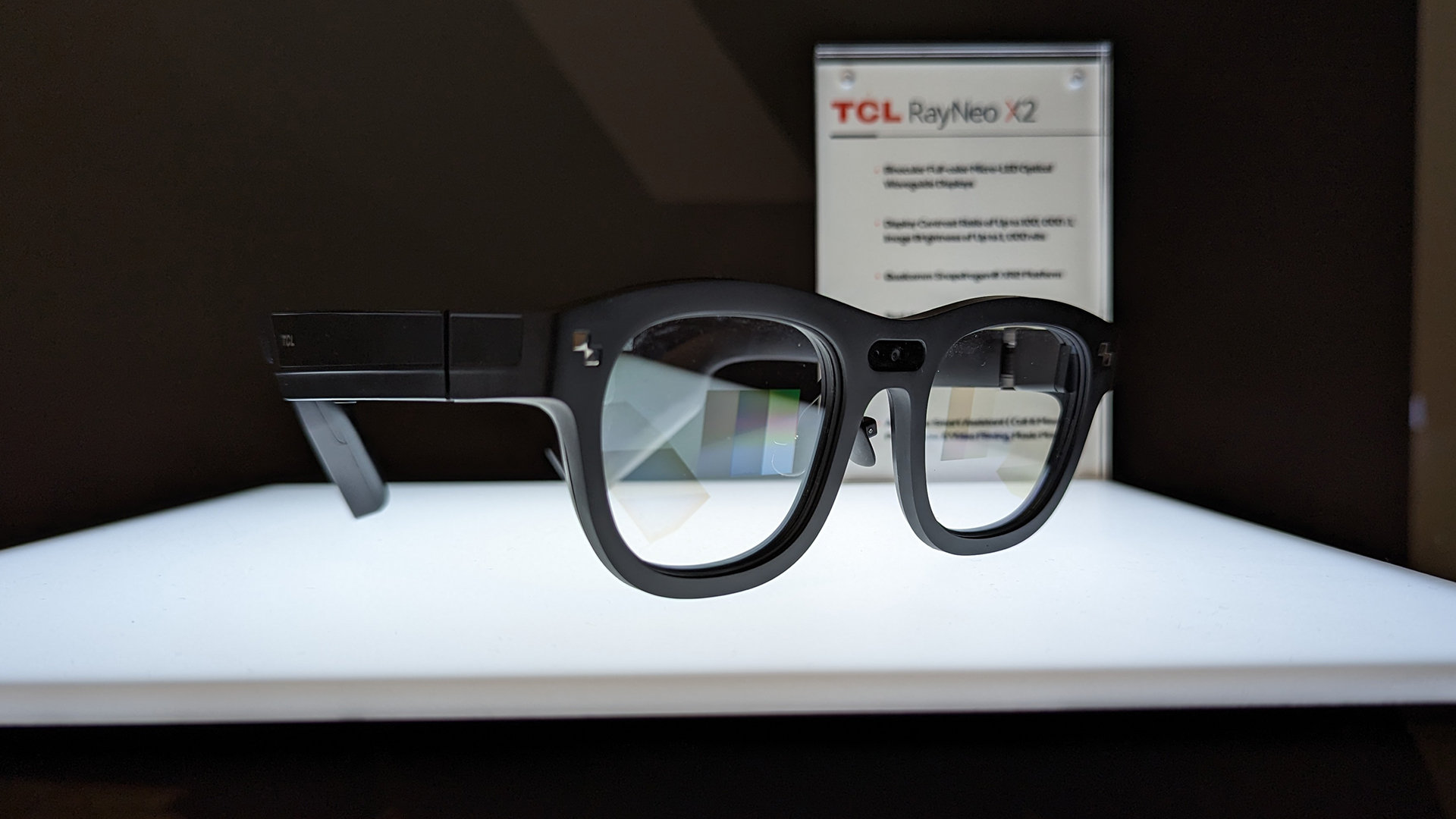 TCL RayNeo X2 hands-on: Kinda like Google Glass