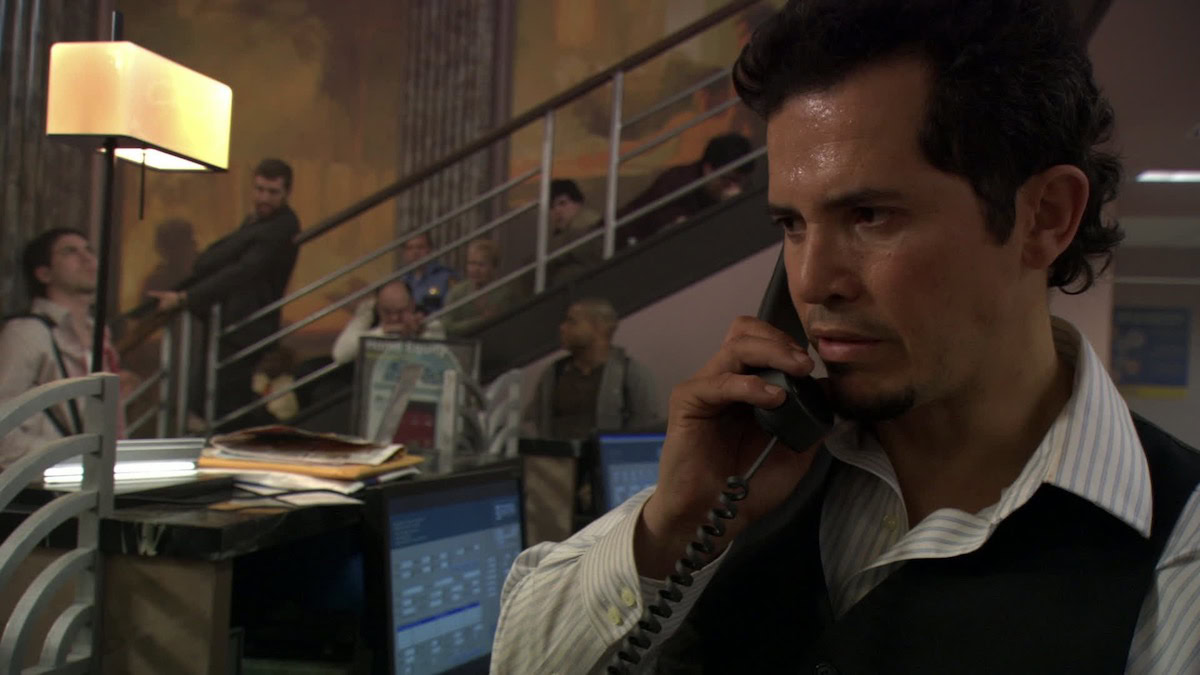 John Leguizamo in The Kill Point