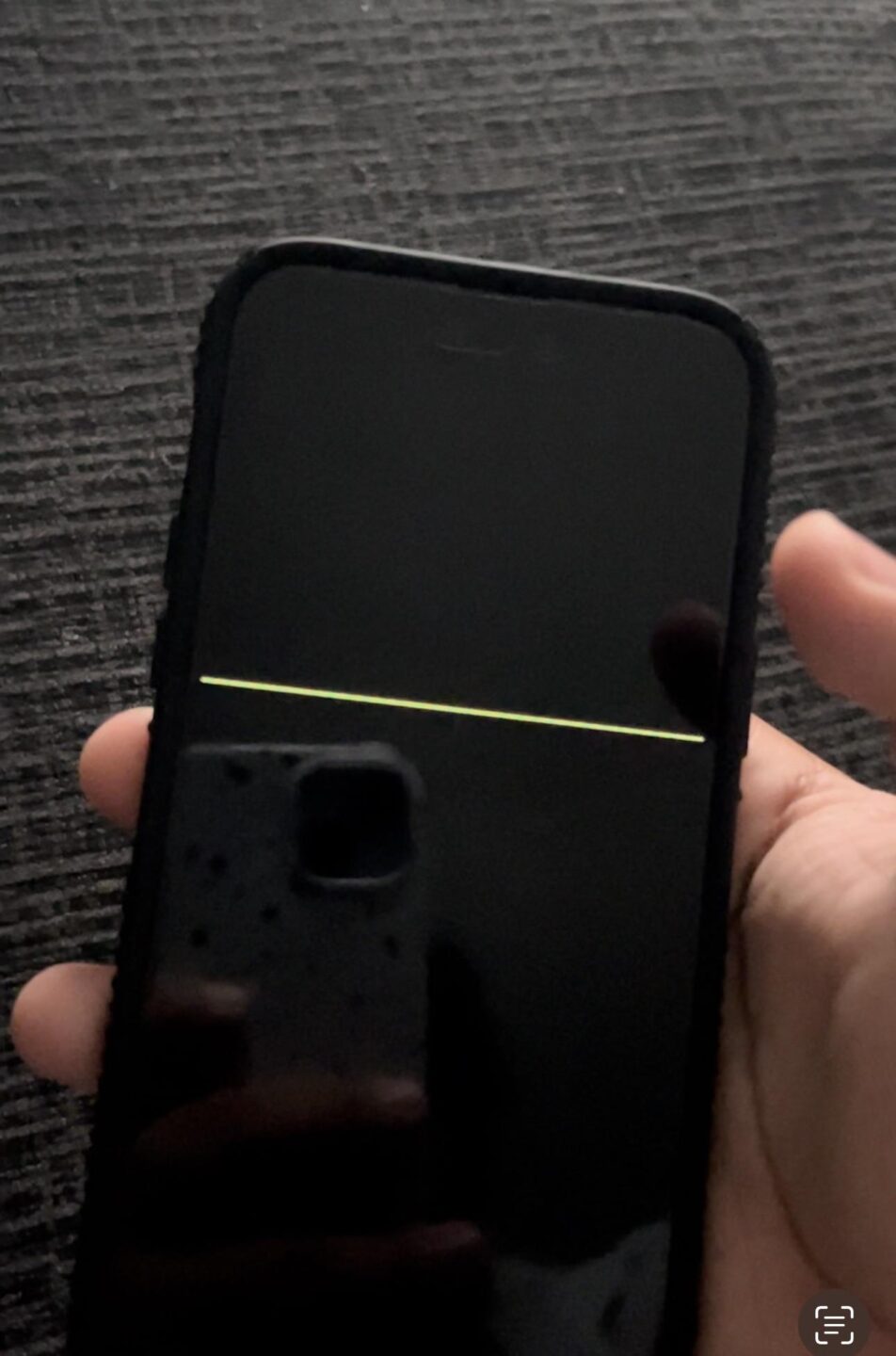 apple-confirms-iphone-14-pro-display-bug-is-working-on-a-fix