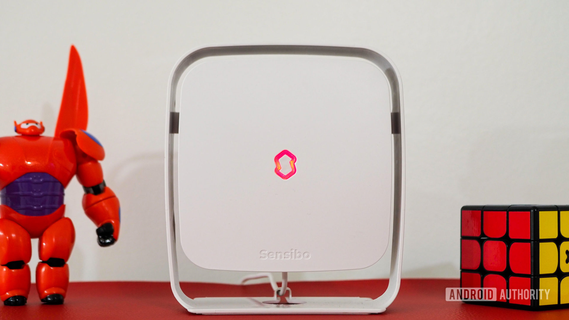sensibo elements air quality monitor showing red light for bad air quality