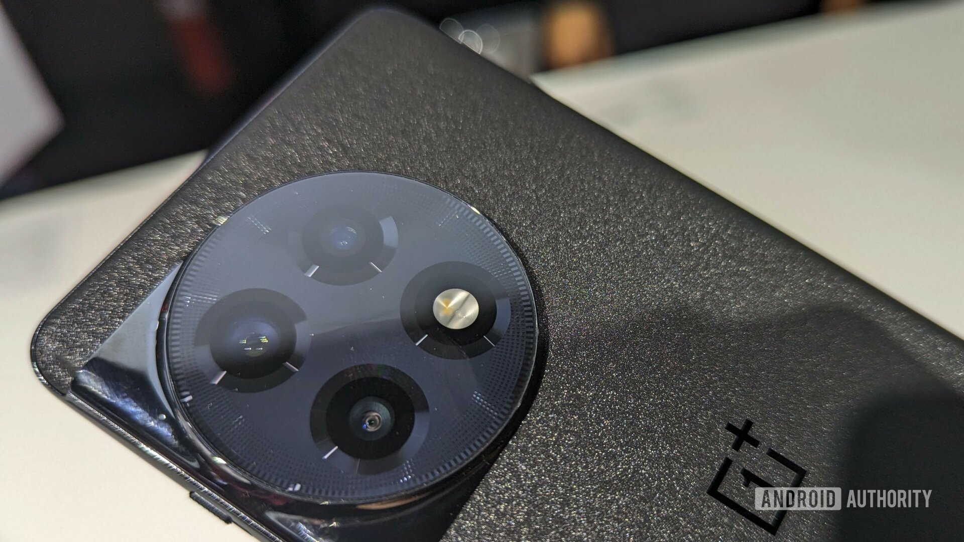 OnePlus 11r cameras