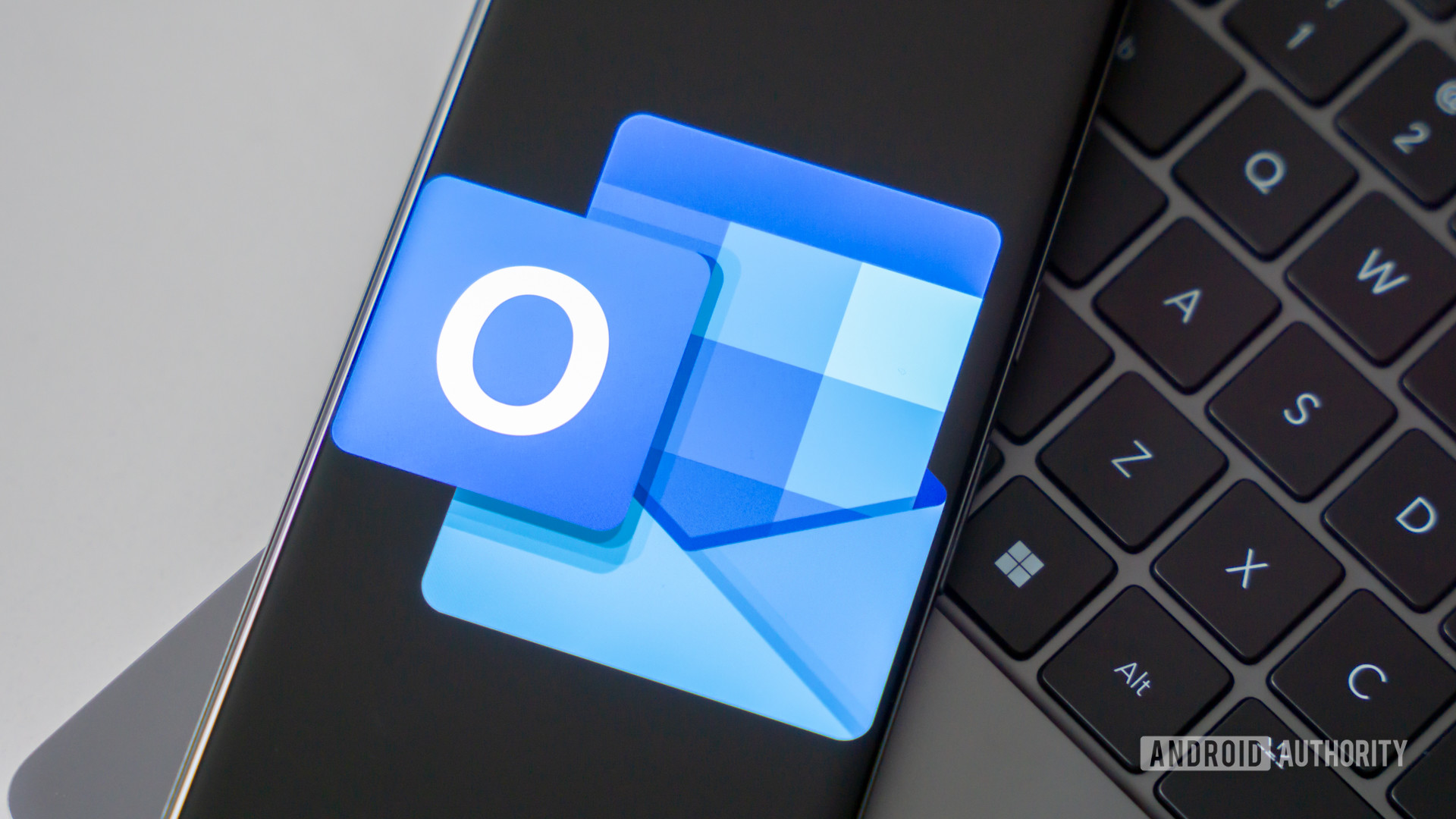 Foto de archivo Logotipo de Outlook 4