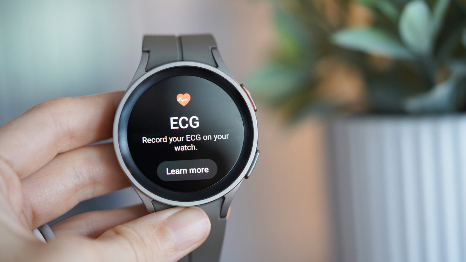 Samsung Galaxy Watch heart rate notifications will warn if your ticker's off