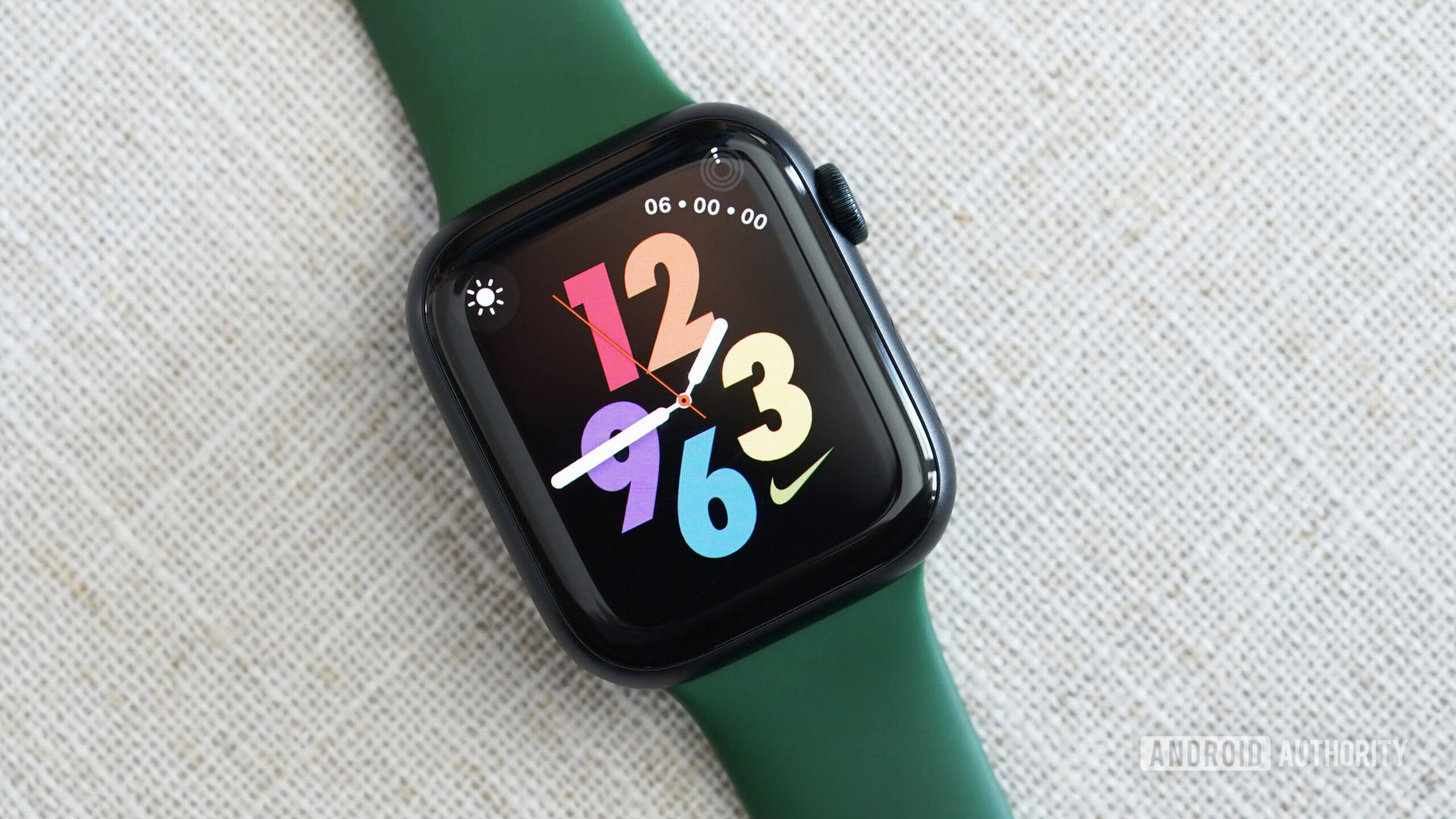 Revelar progresivo disculpa The best Apple Watch faces - Android Authority