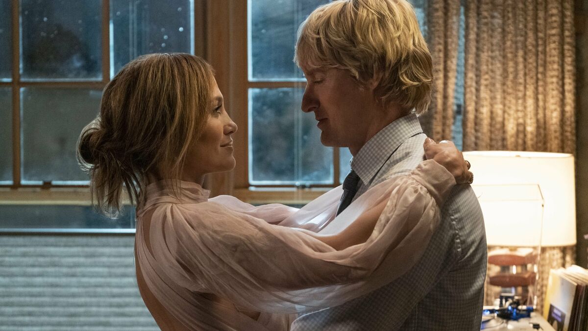 Jennifer Lopez and Owen Wilson in Marry Me - best new streaming movies