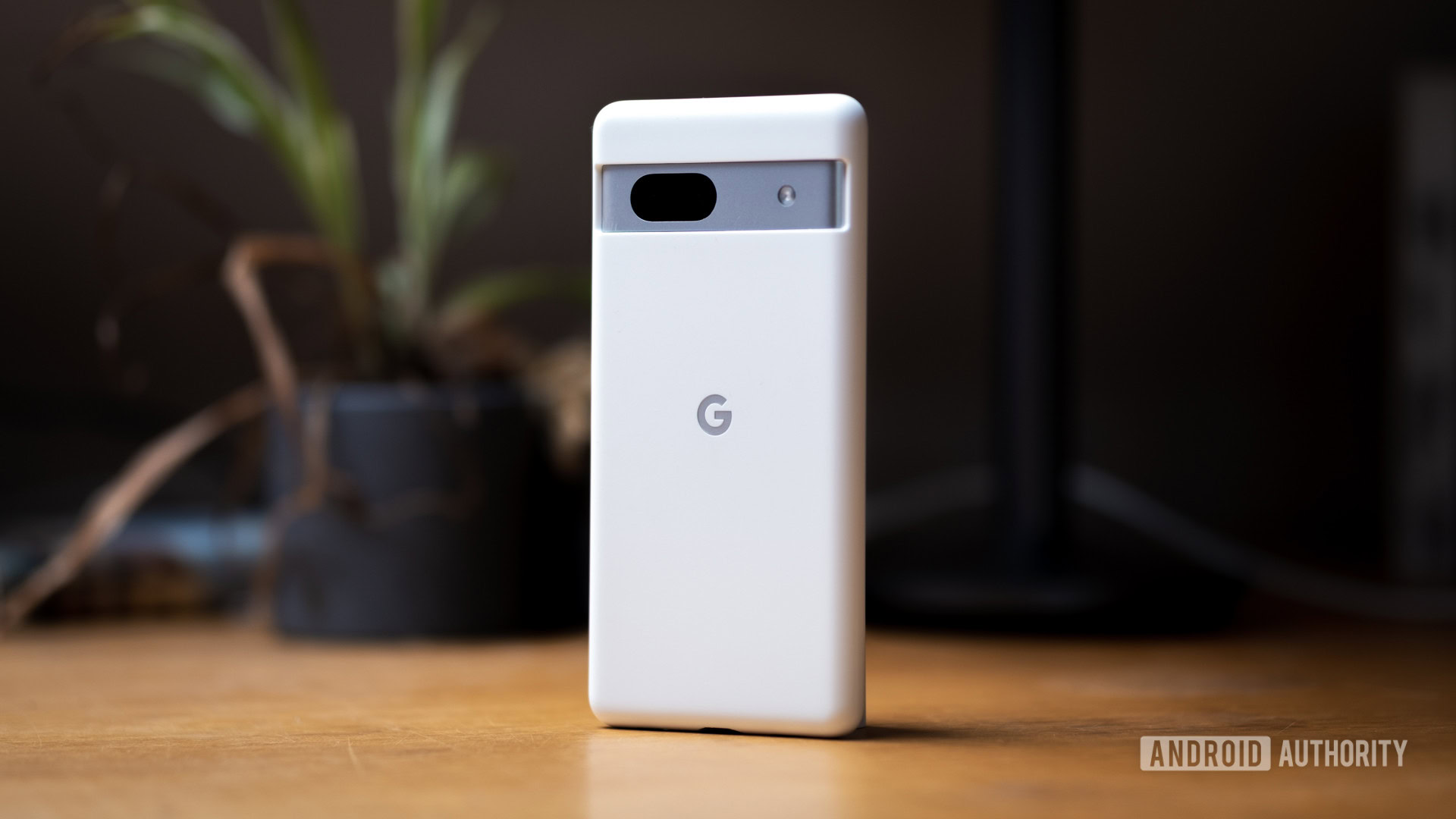 Google Pixel 7a case back white