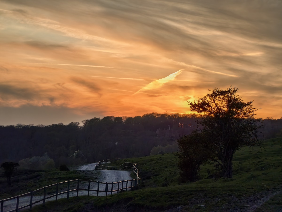 HUAWEI P60 Pro camera sample sunset landscape