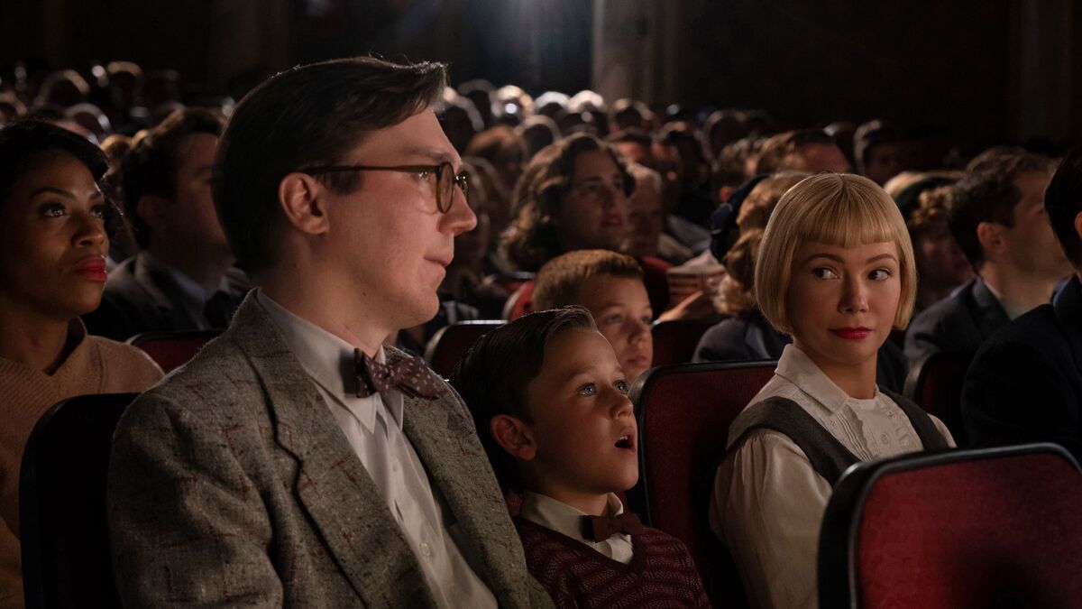 A child and his parents sit in a movie theater in The Fabelmans - best new streaming movies