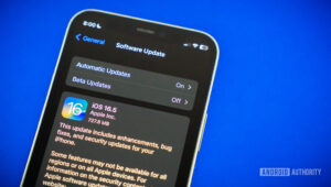 Ios Update Vs Android Update iPhone vs Android: 10 things iOS does better - Android Authority