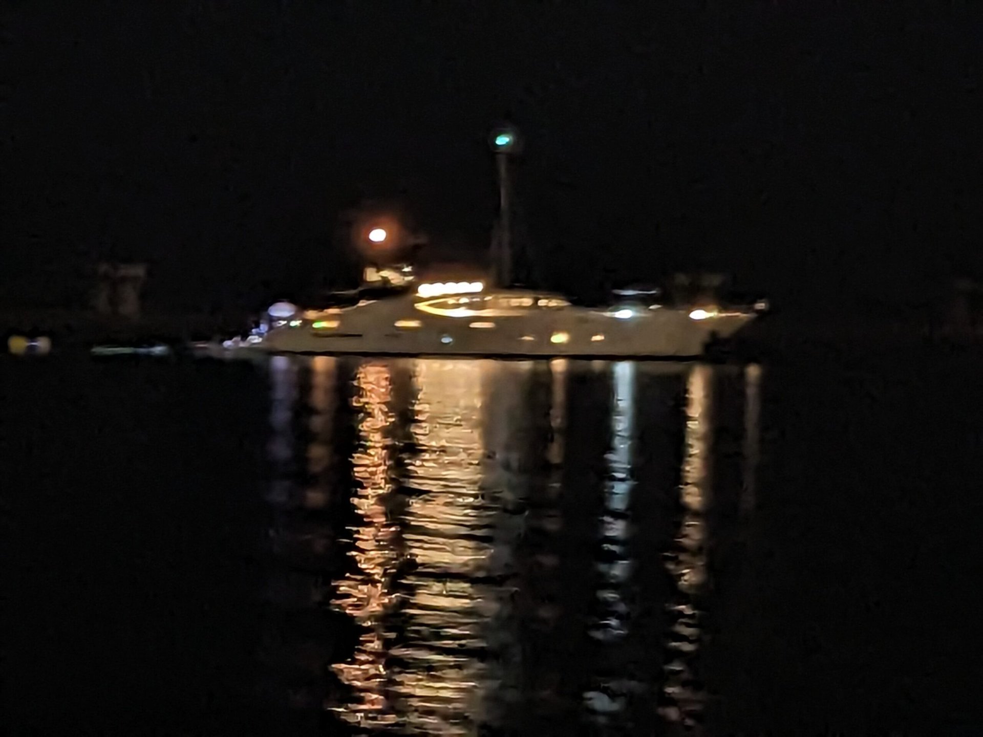 google pixel 6a camera sample night boat 7x