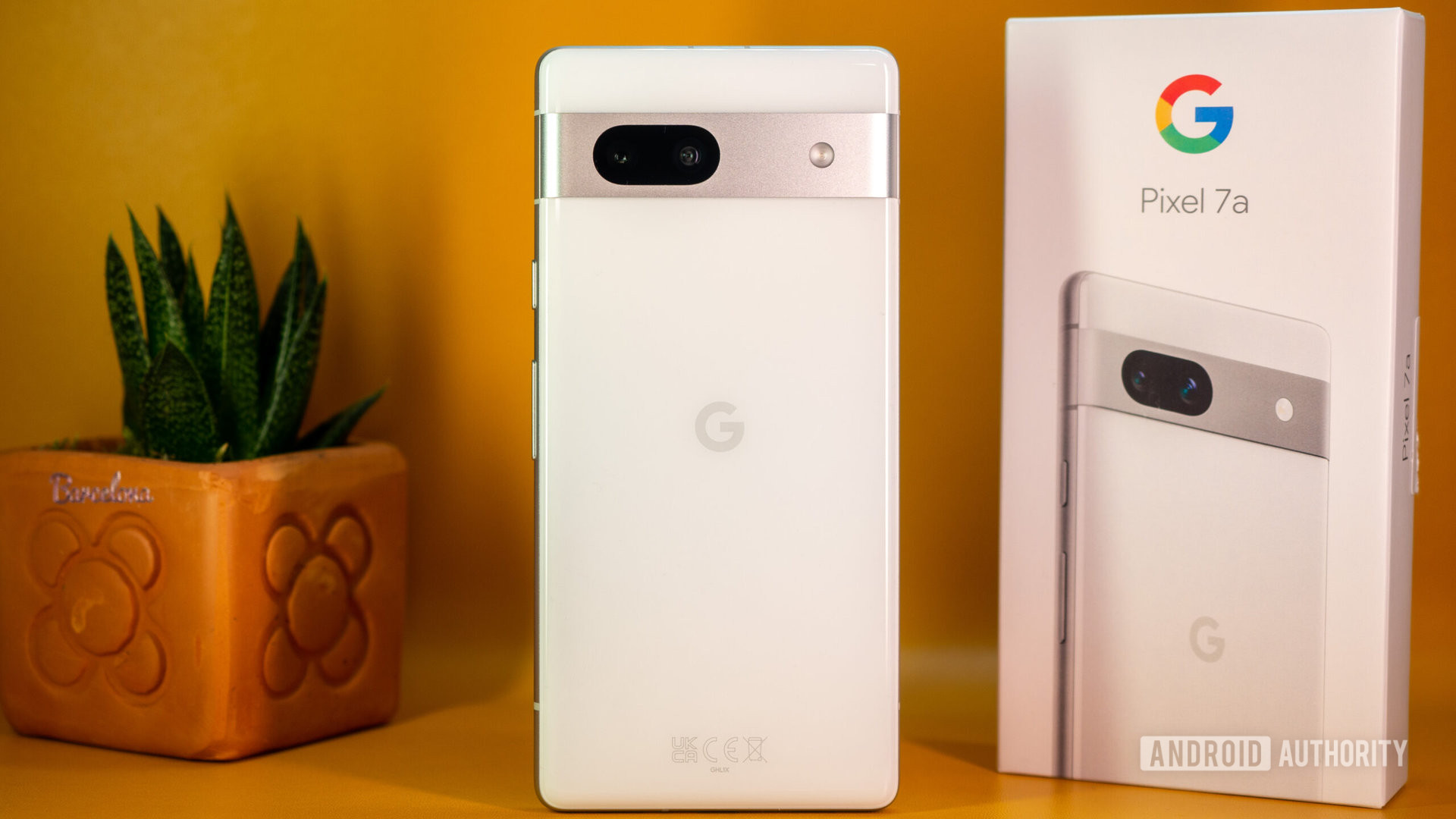 google pixel 7a packaging box - Phones with stock Android