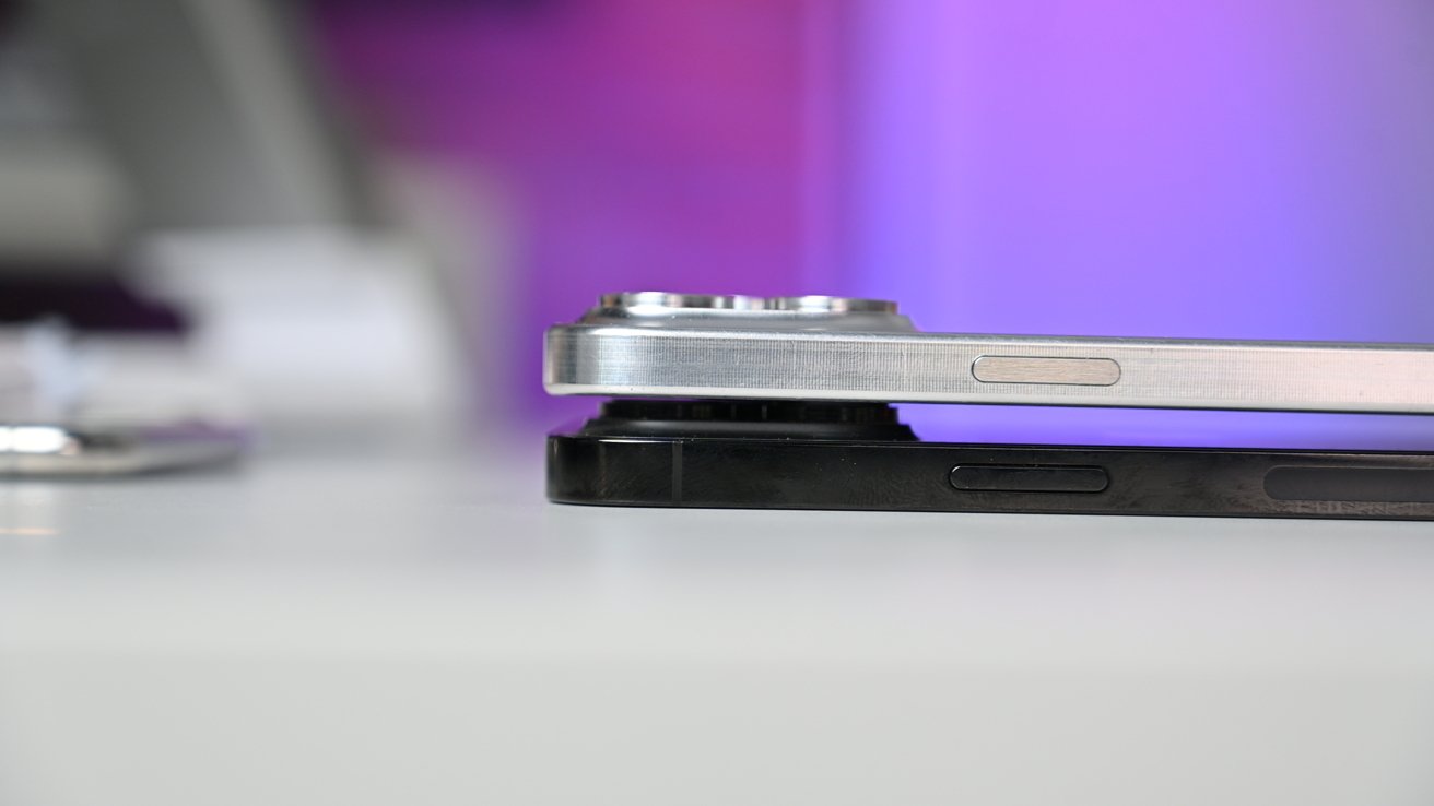 iPhone 14 Pro vs iPhone 15 Pro Camera Thickness