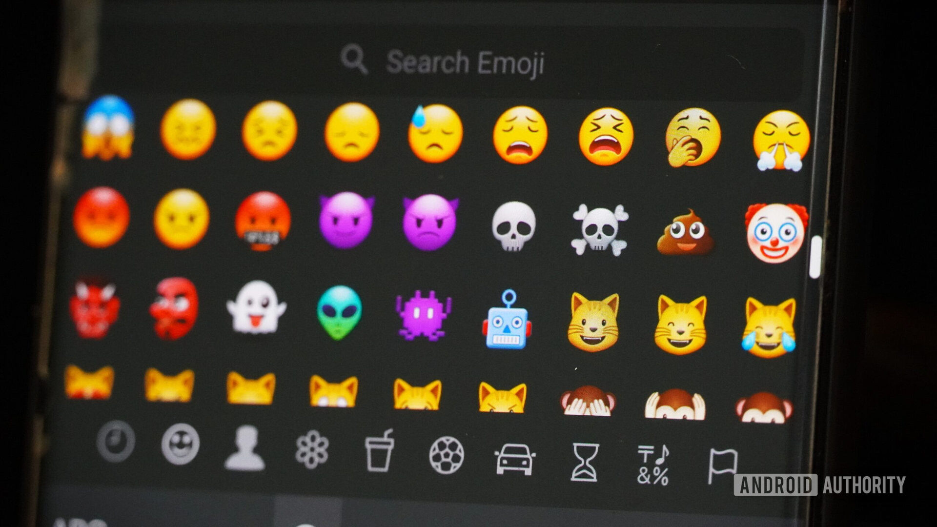 Android emojis skull emoji
