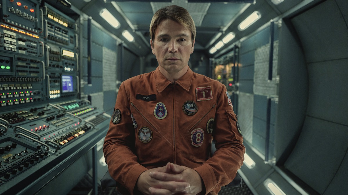 Josh Hartnett as David, an astronaut, in Black Mirror season 6 - best new streaming shows