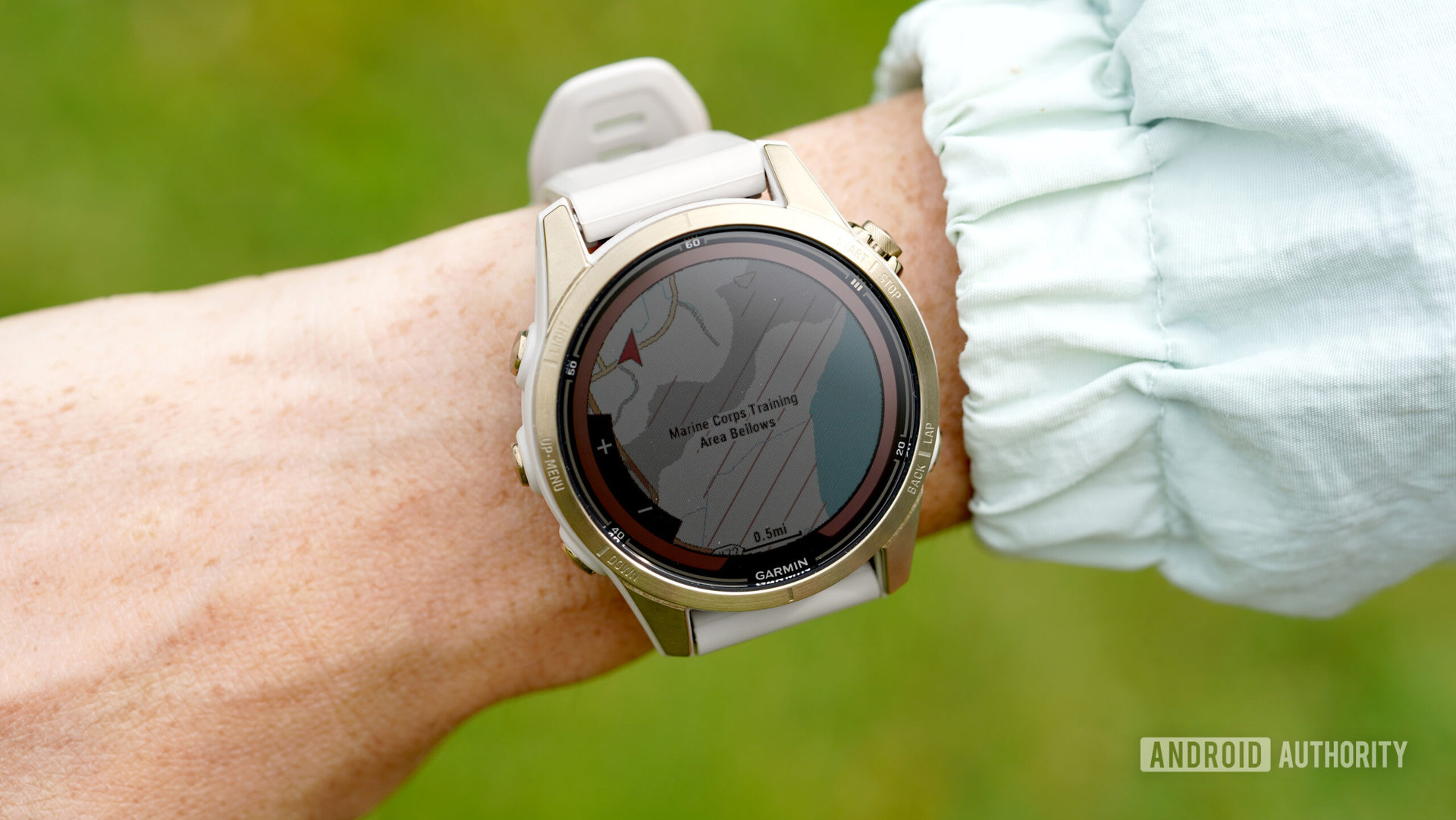 A Garmin device displays relief shading on its maps.