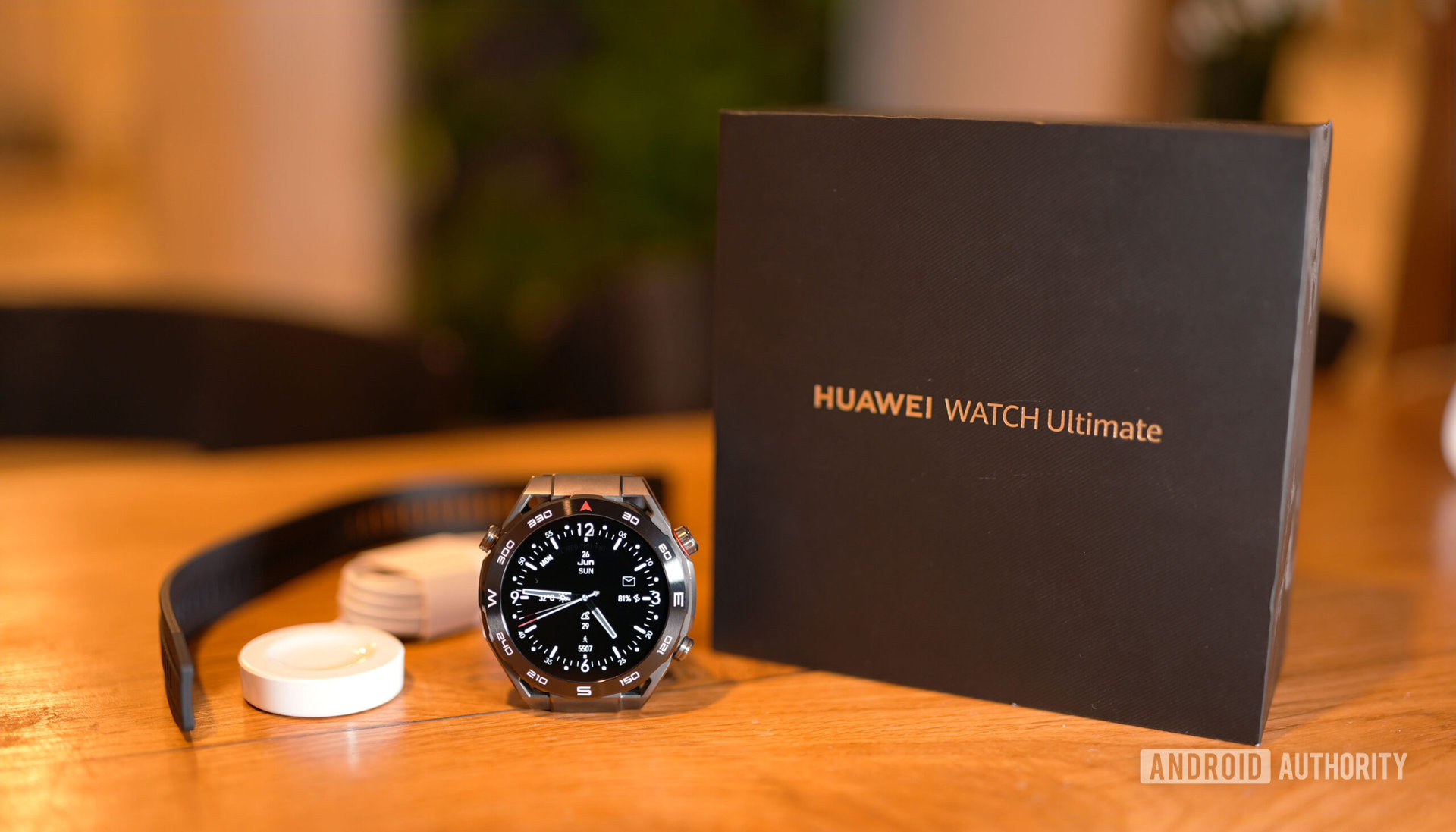 Huawei Watch Ultimate with box contents