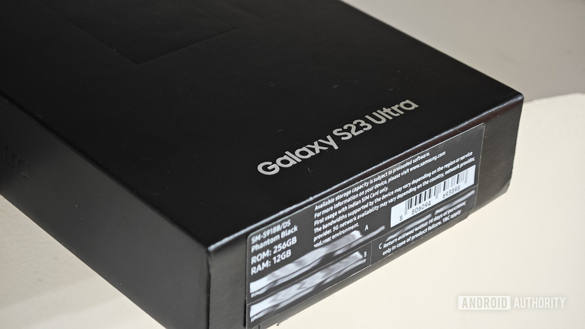 Samsung Galaxy S23 Ultra Box How to find Samsung phone model