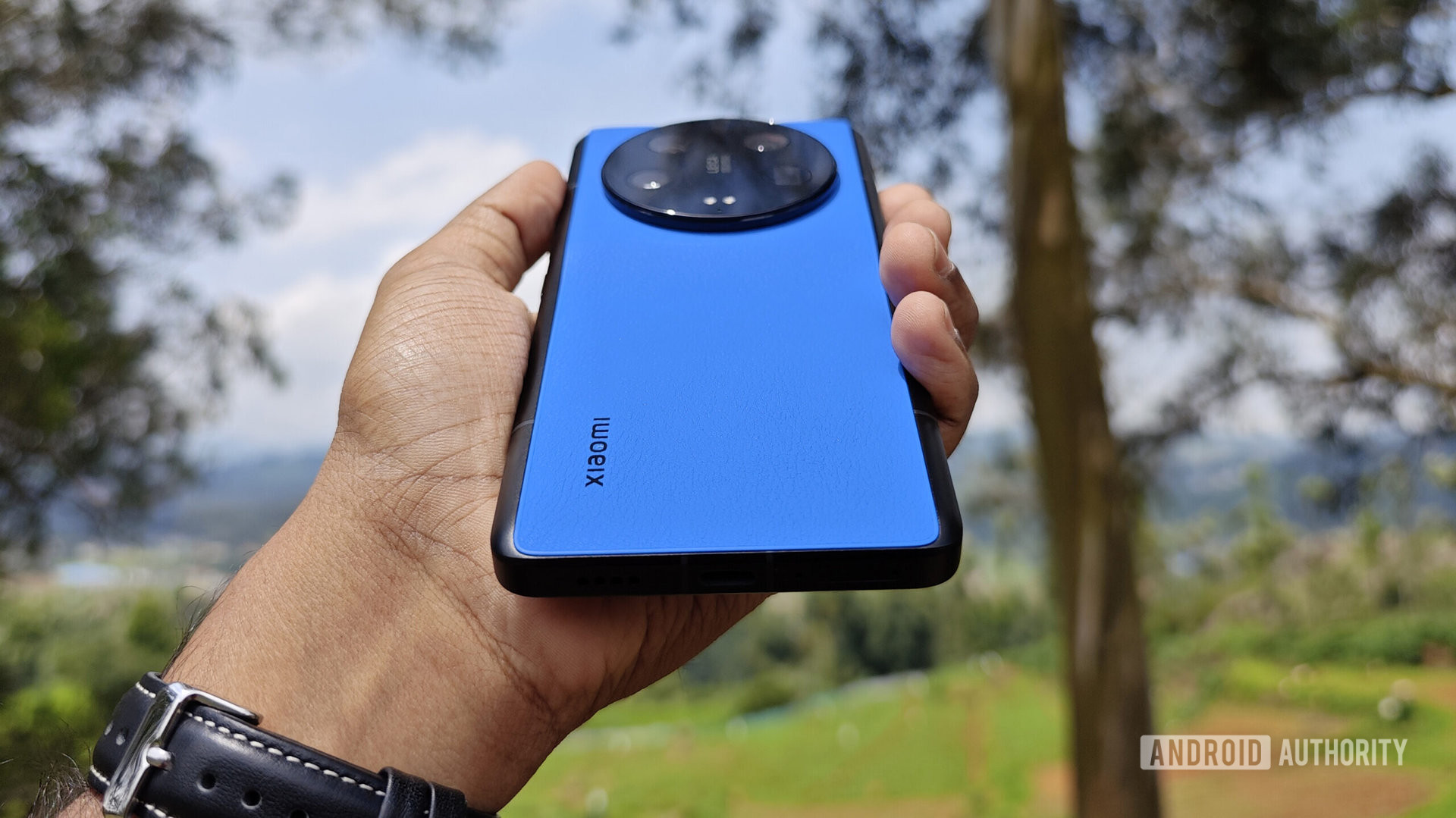 Xiaomi 13 Ultra Blue 2