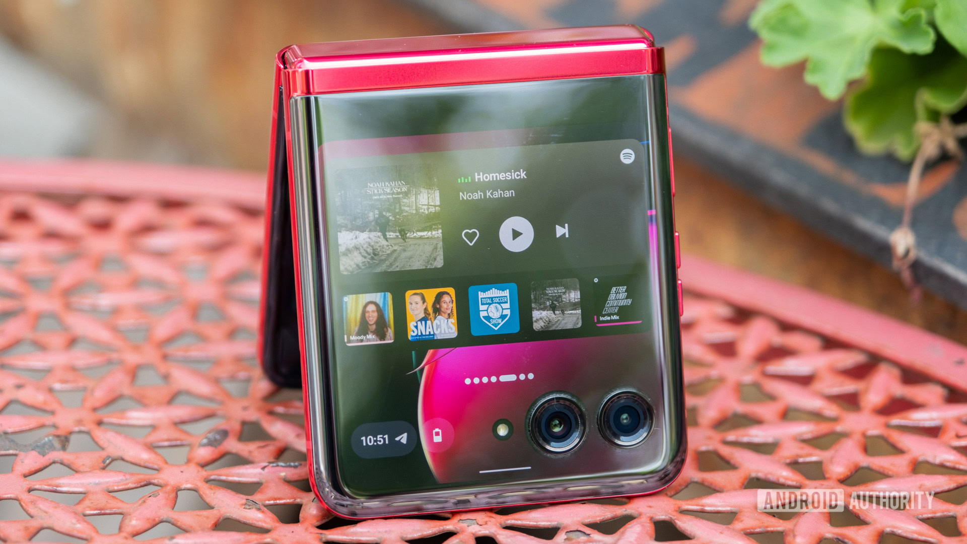 The Motorola Razr Plus is still the most fun foldable I've used - Android  Authority