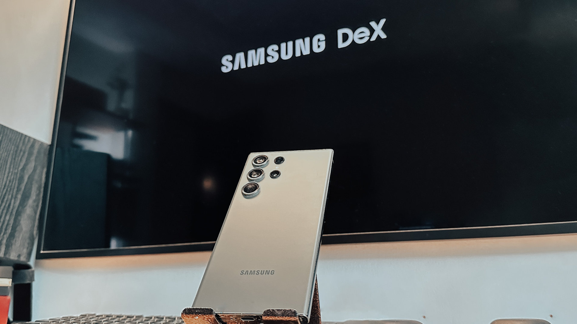 Pantalla Samsung Galaxy S23 Ultra Dex