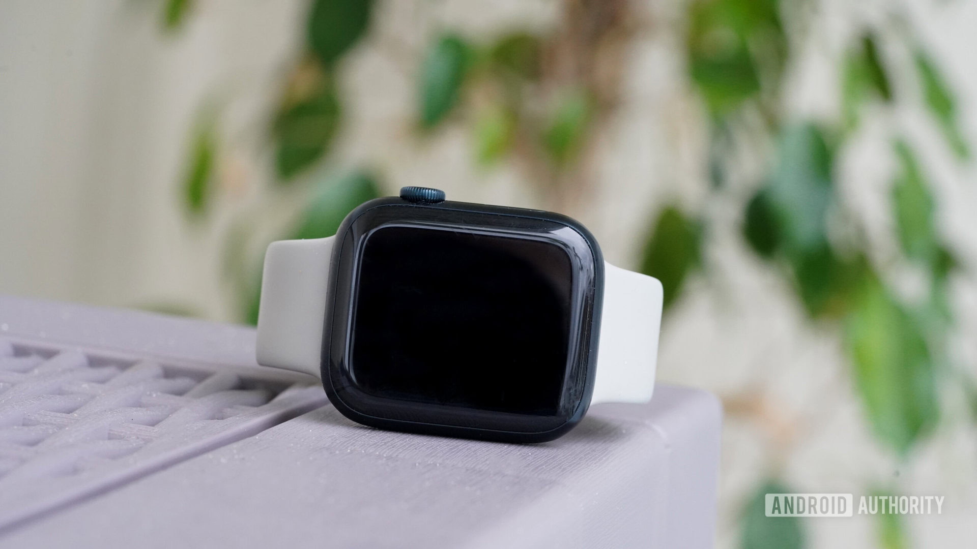 Apple Watch Series 6 review: Take notes, Google - Android Authority