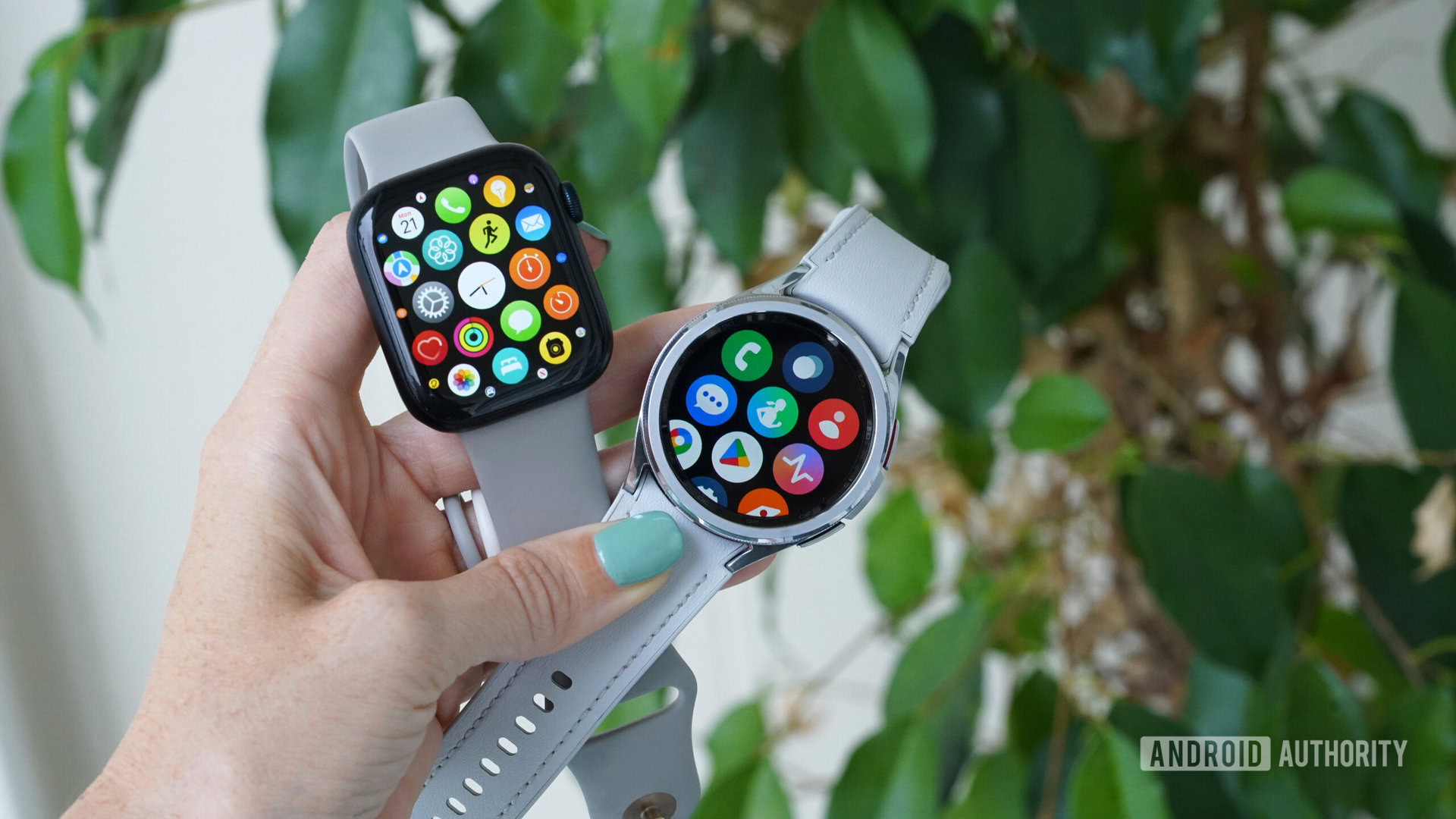 Apple Watch Serie 8 frente a Galaxy Watch 6