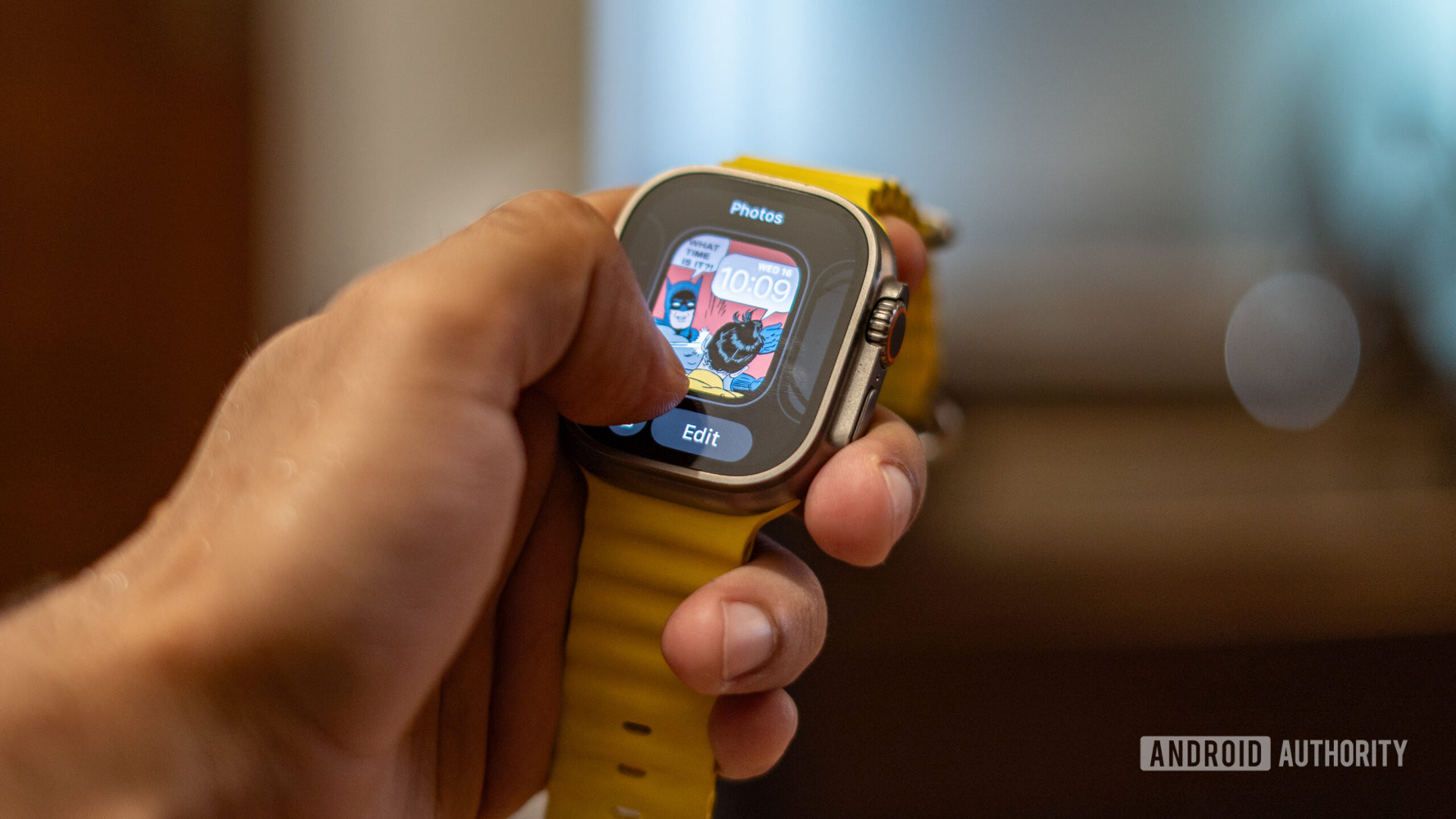 Apple Watch Ultra swiping through watch faces