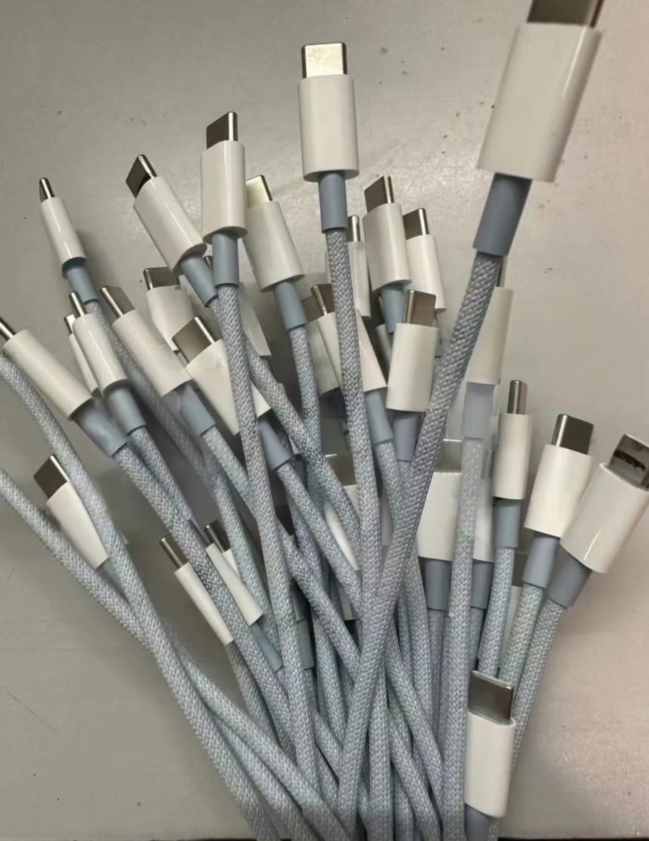 Apple iPhone 15 color matched braided USB C Cables 2