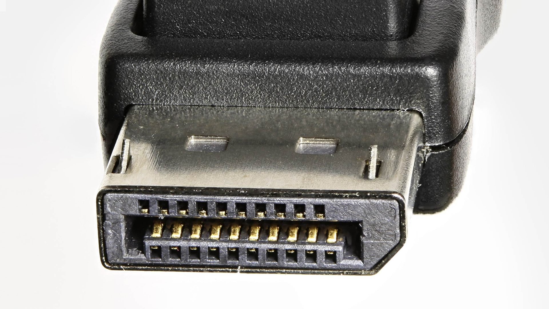 Close up on a DisplayPort cable improved