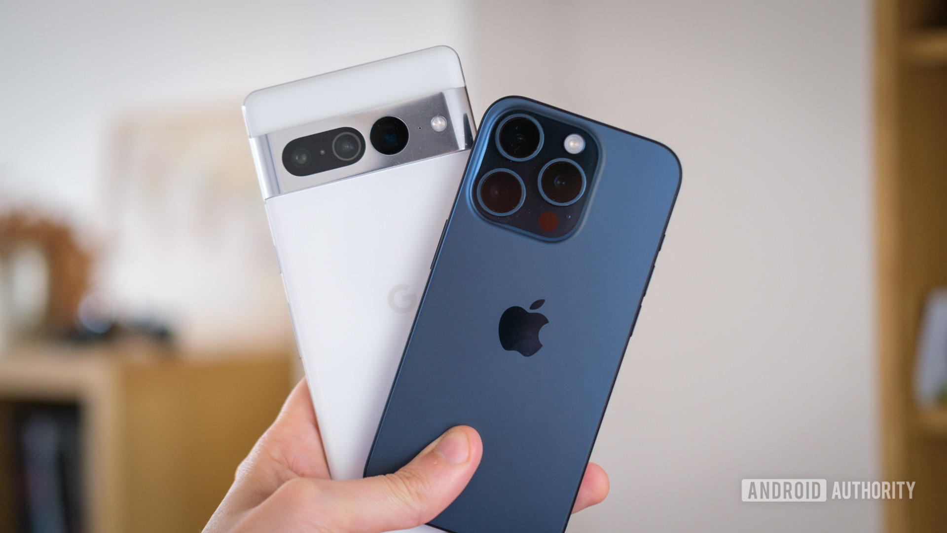 Apple iPhone 15 Pro vs Google Pixel 7 Pro in hand