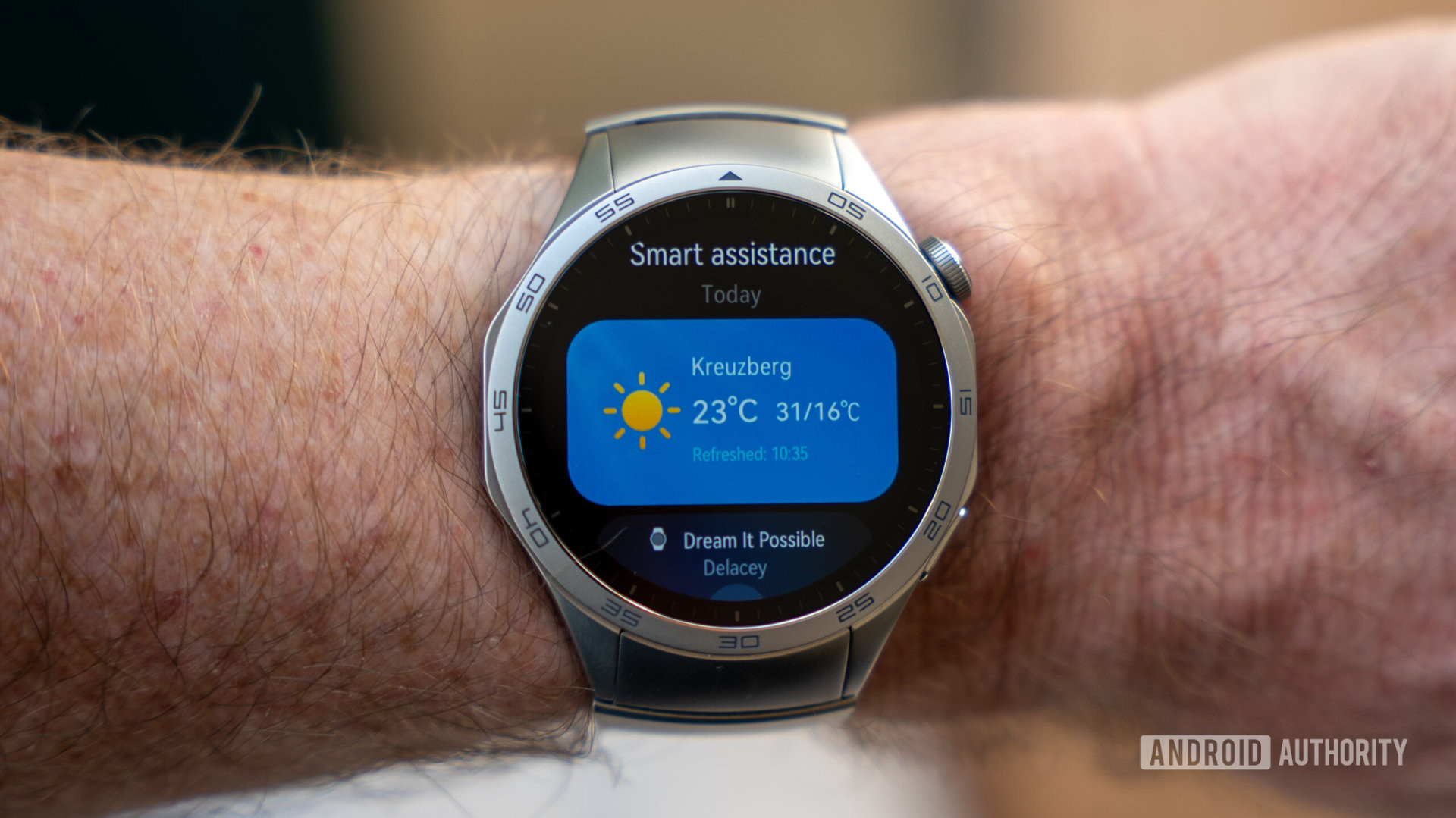 Huawei Watch GT 4 smartwatch smart assistance screen on wrist