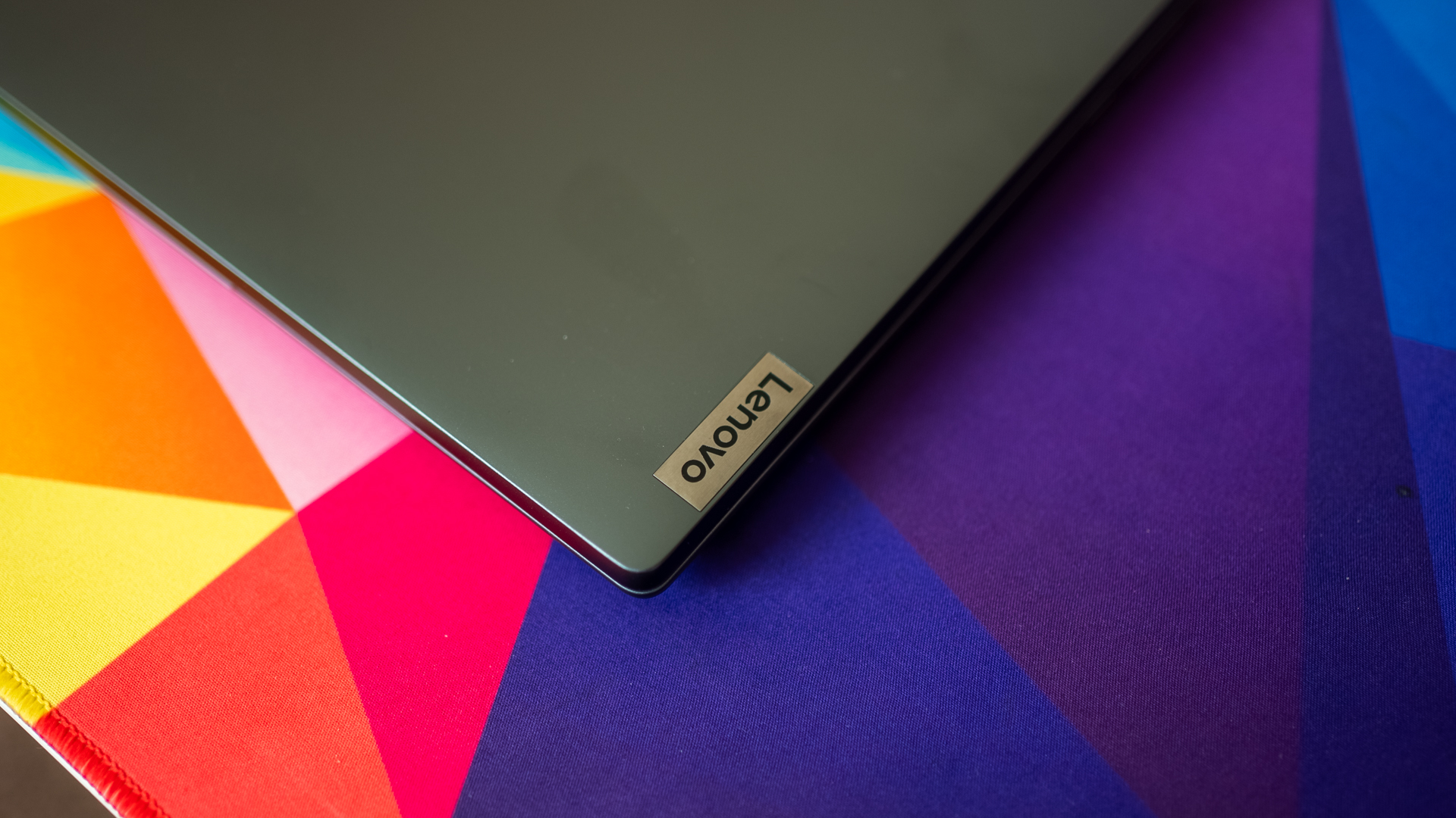 Lenovo IdeaPad Flex 5i Chromebook Plus 20