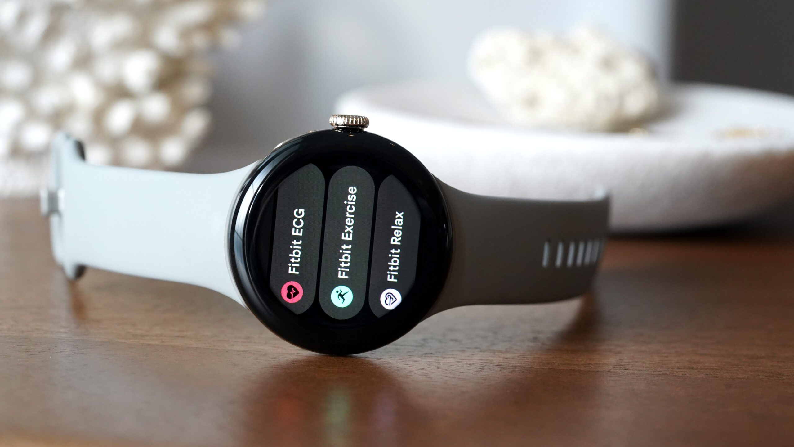 Pixel Watch 2 Fitbit Apps
