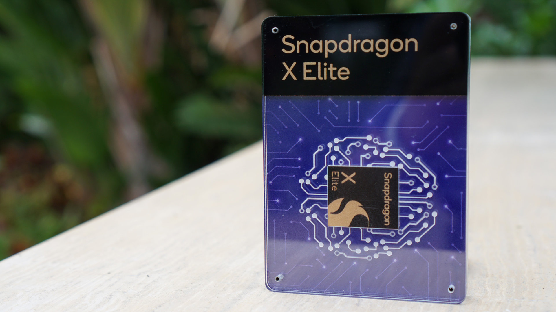Snapdragon X Elite dummy chip resized