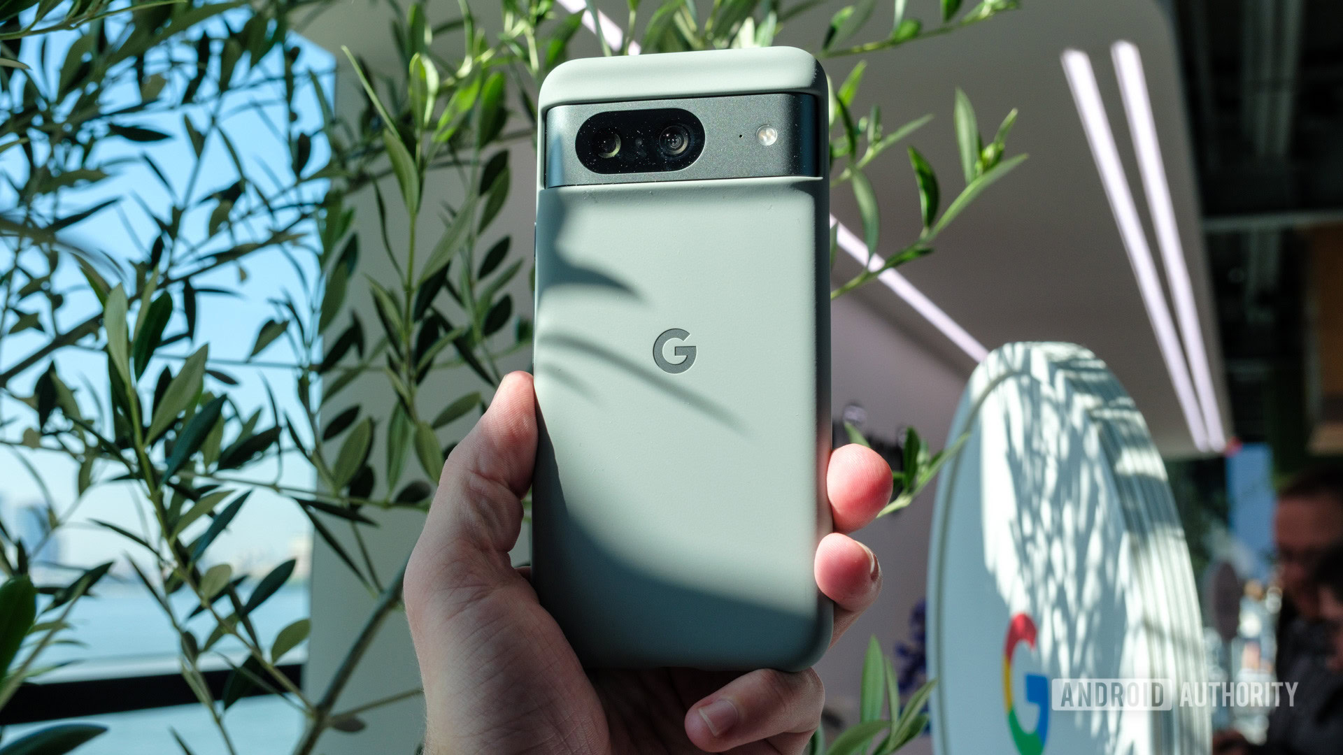 google pixel 8 back in hand