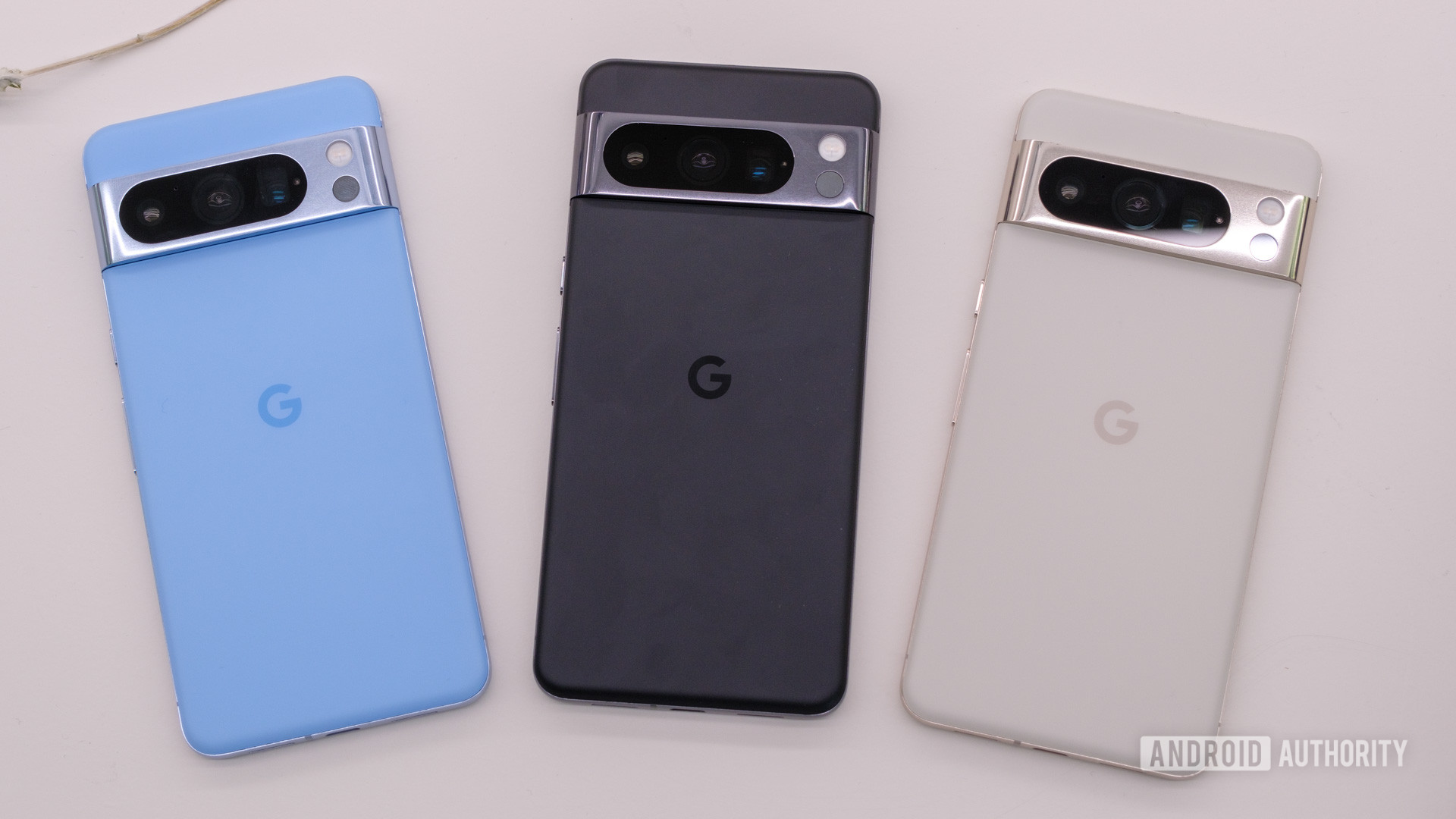 google pixel 8 pro color options fanned out
