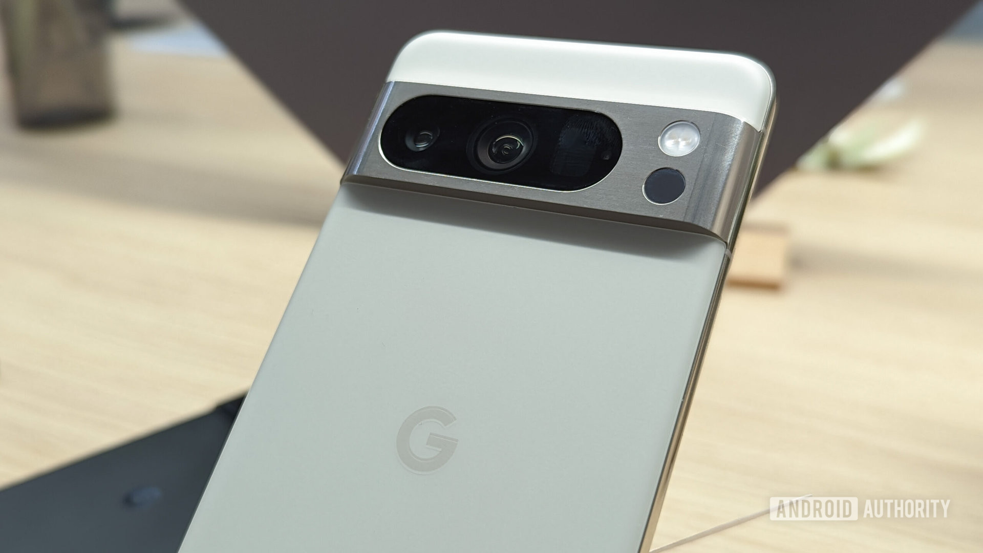 Google Pixel 8 Pro Review: More AI tricks and gradual improvements