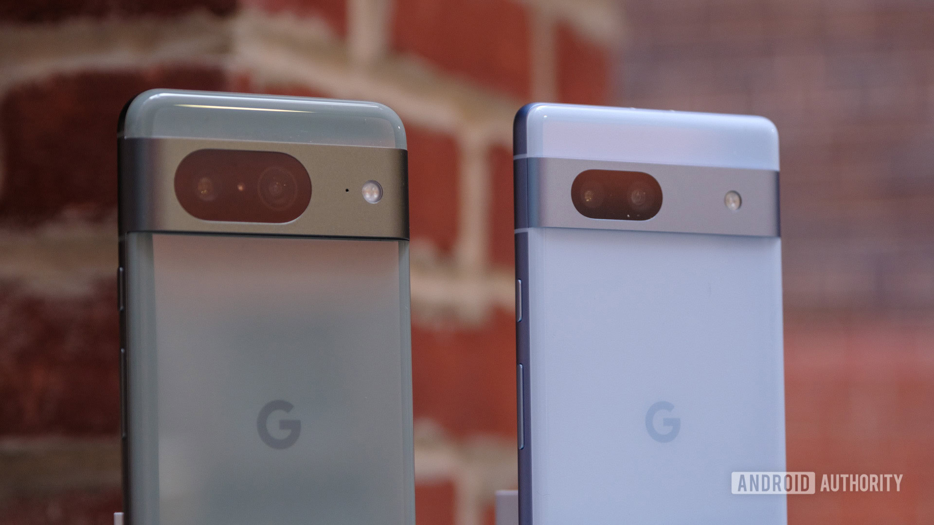 google pixel 8 vs pixel 7a cameras