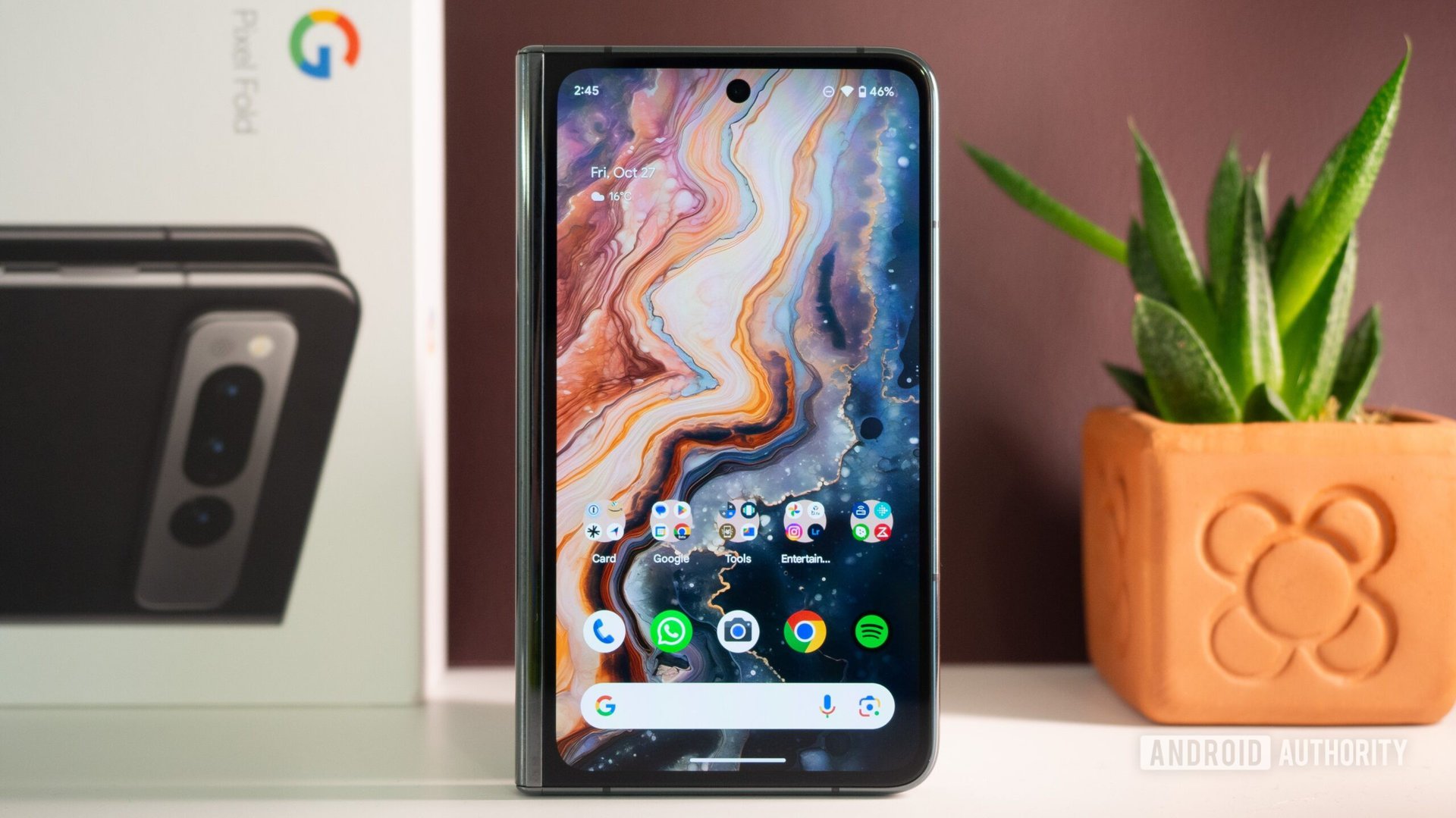 A Google Pixel Fold külső kijelző kezdőképernyője 1