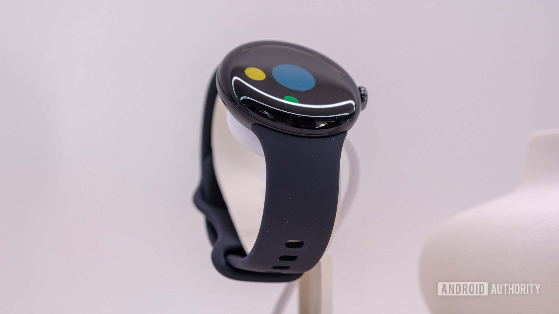 Buy Google Pixel Watch 2 online Worldwide 