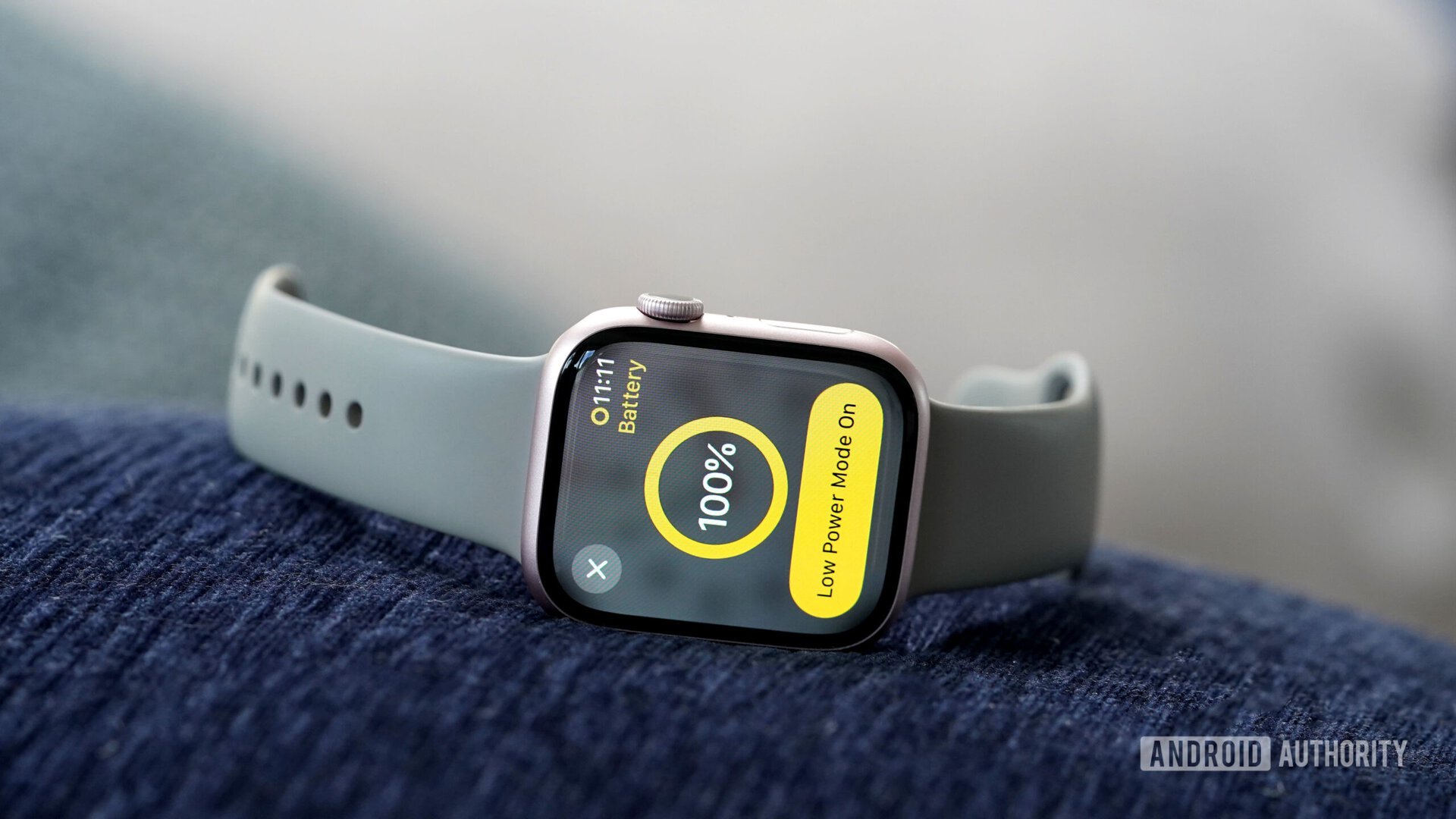 Apple Watch Series 9 pozostaje w trybie niskiego zużycia energii.