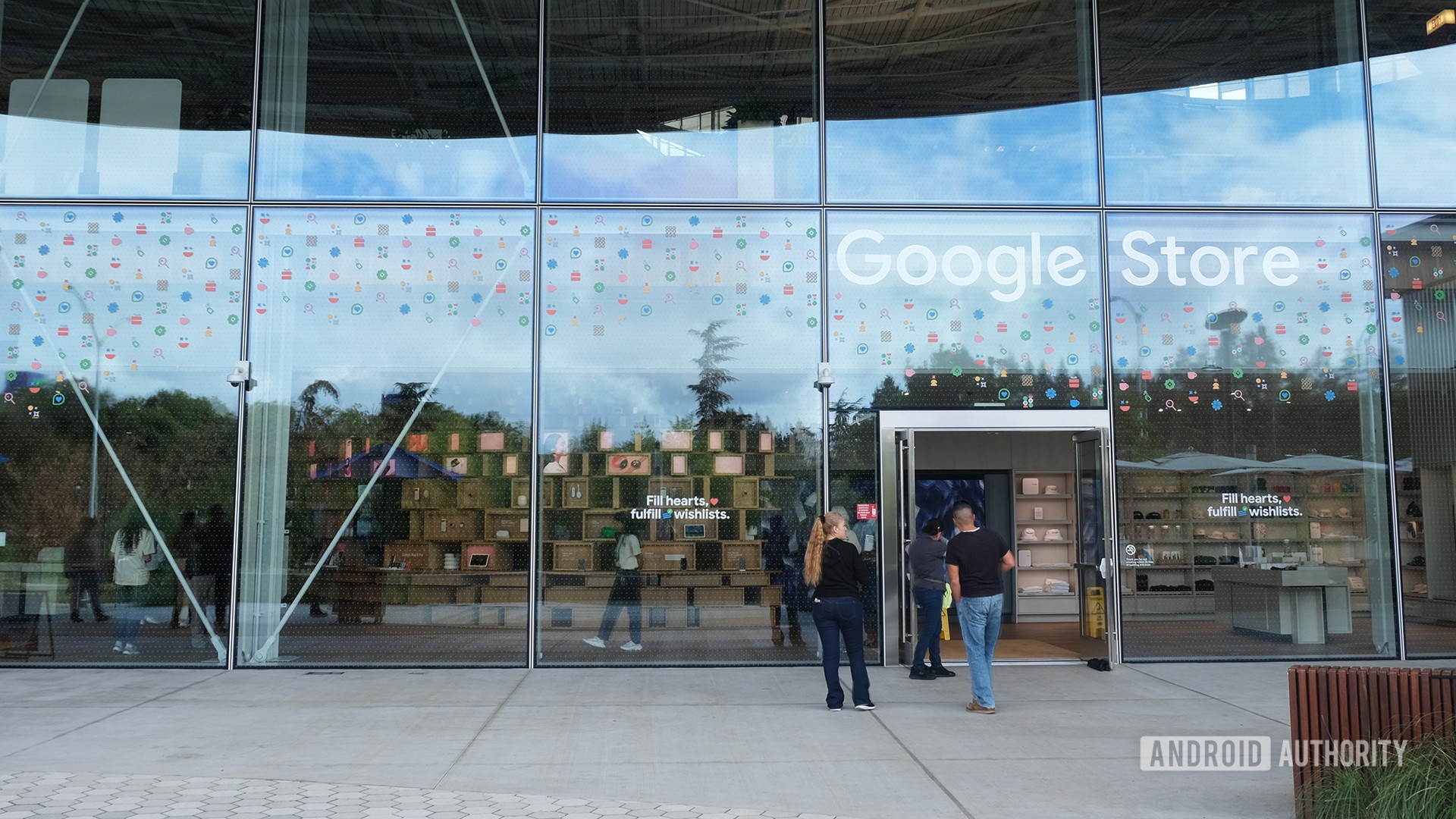 Exterior com vista para a montanha da Google Store