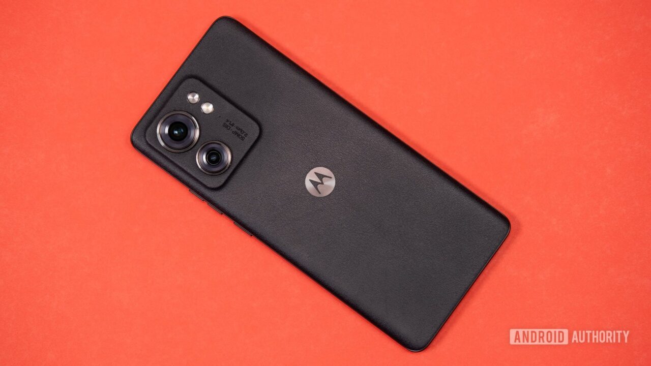 Edge 720 Motorola Edge (2023) review: Should you buy it? - Android Authority