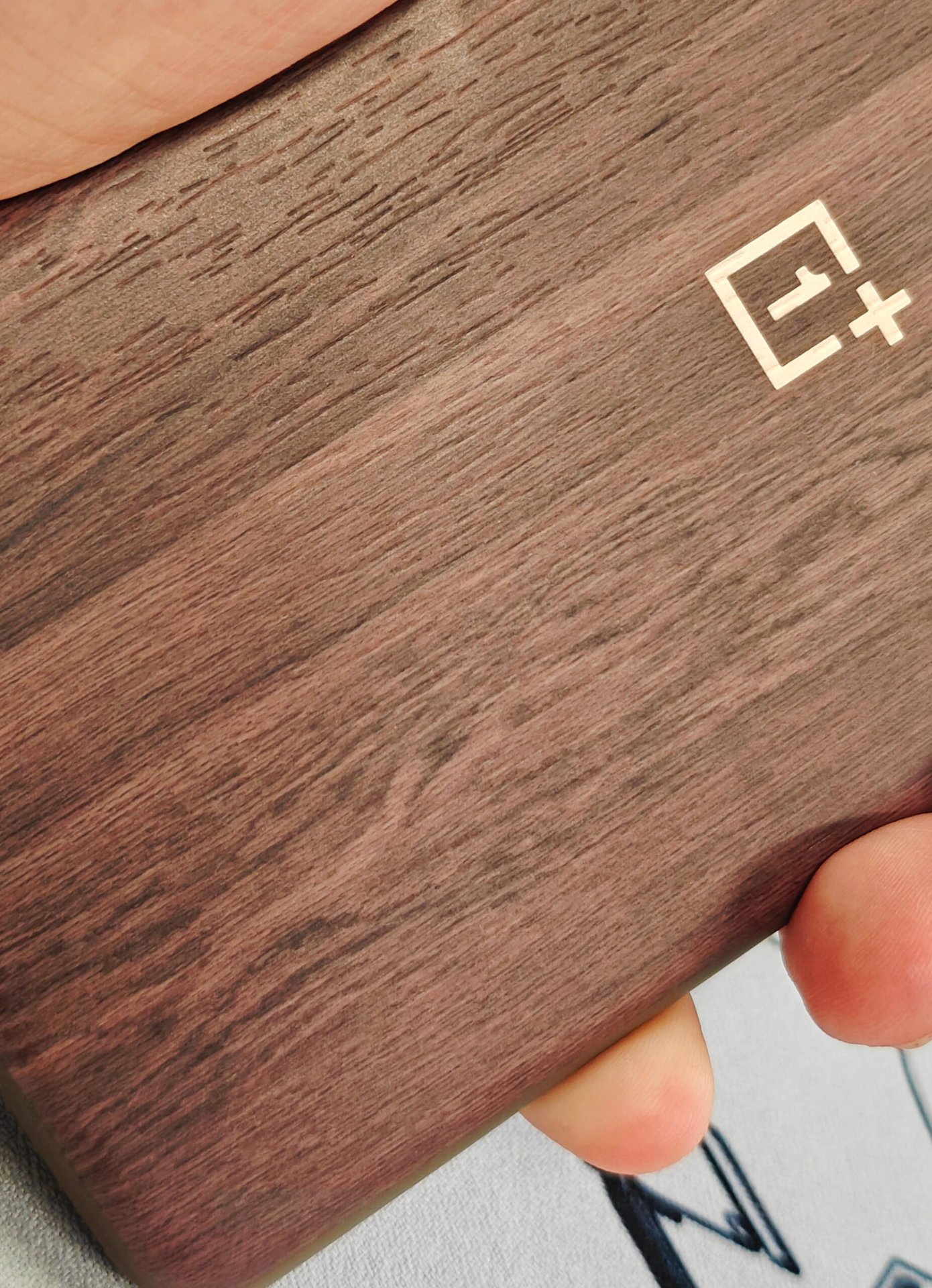 OnePlus 12 wood grain