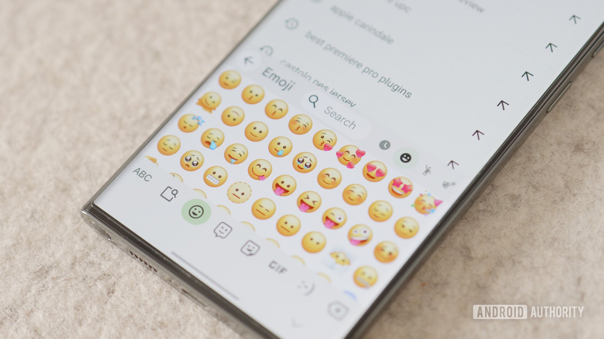 Samsung updated One UI 6 emoji 1